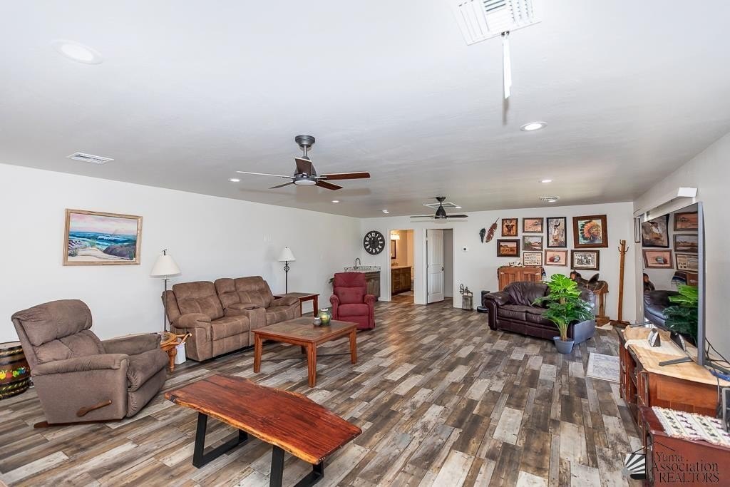 Wellton, Arizona, 85356, United States, ,Residential,For Sale,1977345