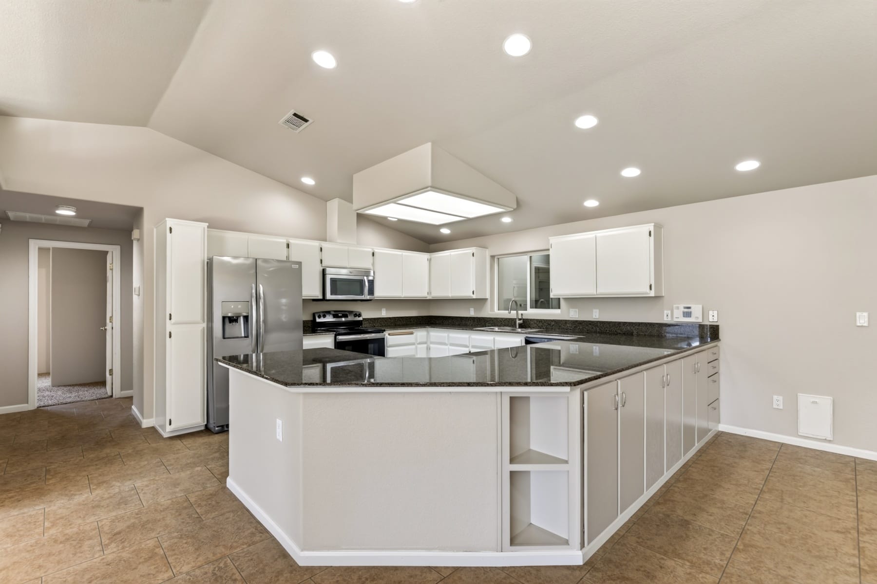  182 Justin Court Central Point, OR 97502 - 物件實景