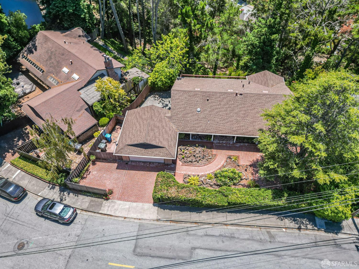 San Mateo, California, 94402, United States, 3 Bedrooms Bedrooms, ,3 BathroomsBathrooms,Residential,For Sale,1895374