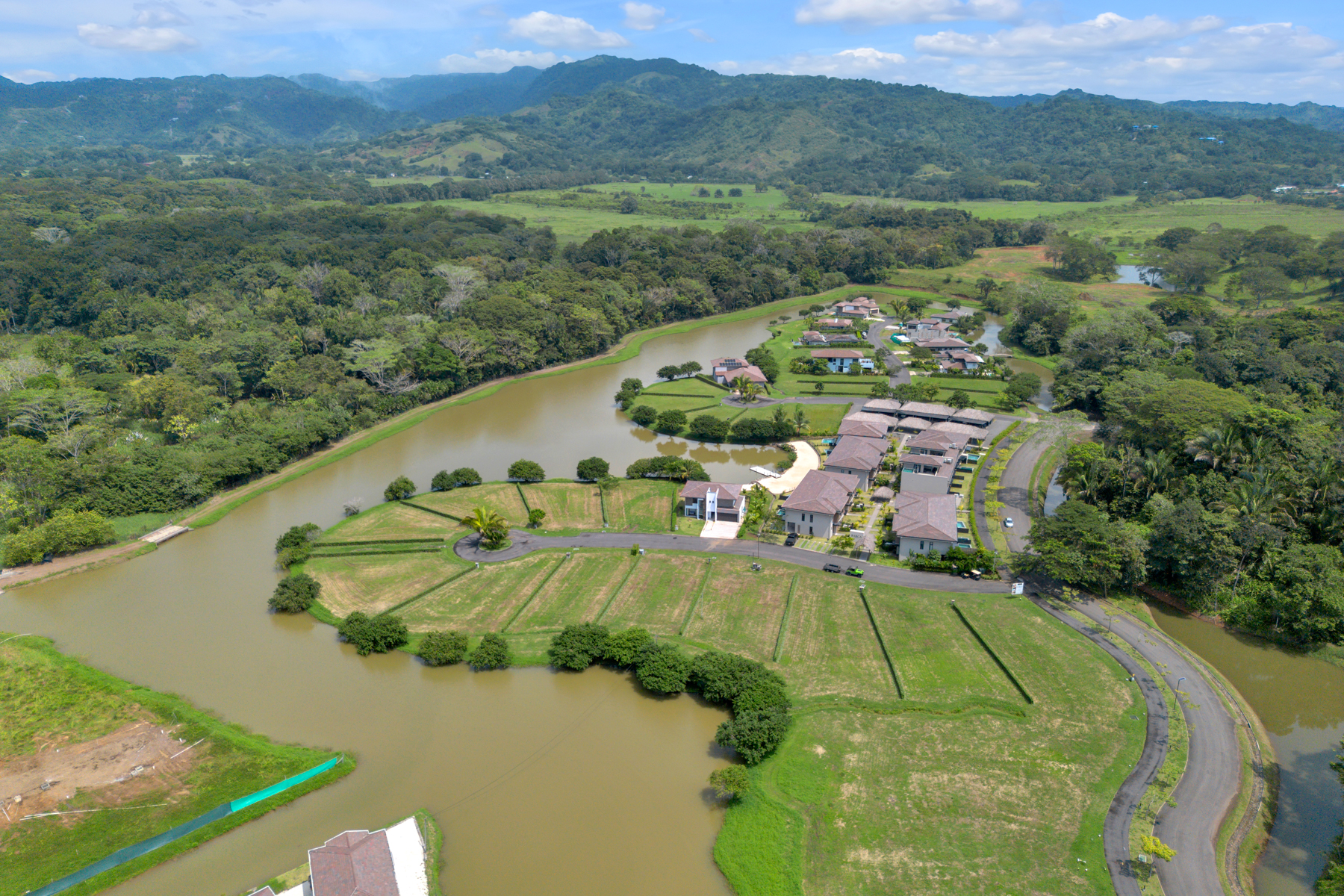 Playa Hermosa, Puntarenas, 61101, CR, 4 Bedrooms Bedrooms, ,3 BathroomsBathrooms,Residential,For Sale,1995563