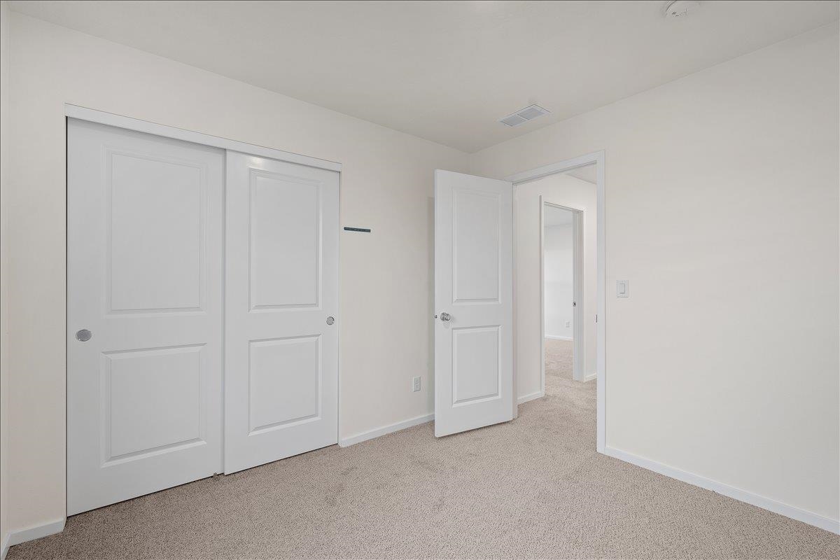 Deer Park, Washington, 99006, United States, 5 Bedrooms Bedrooms, ,2 BathroomsBathrooms,Residential,For Sale,1956687