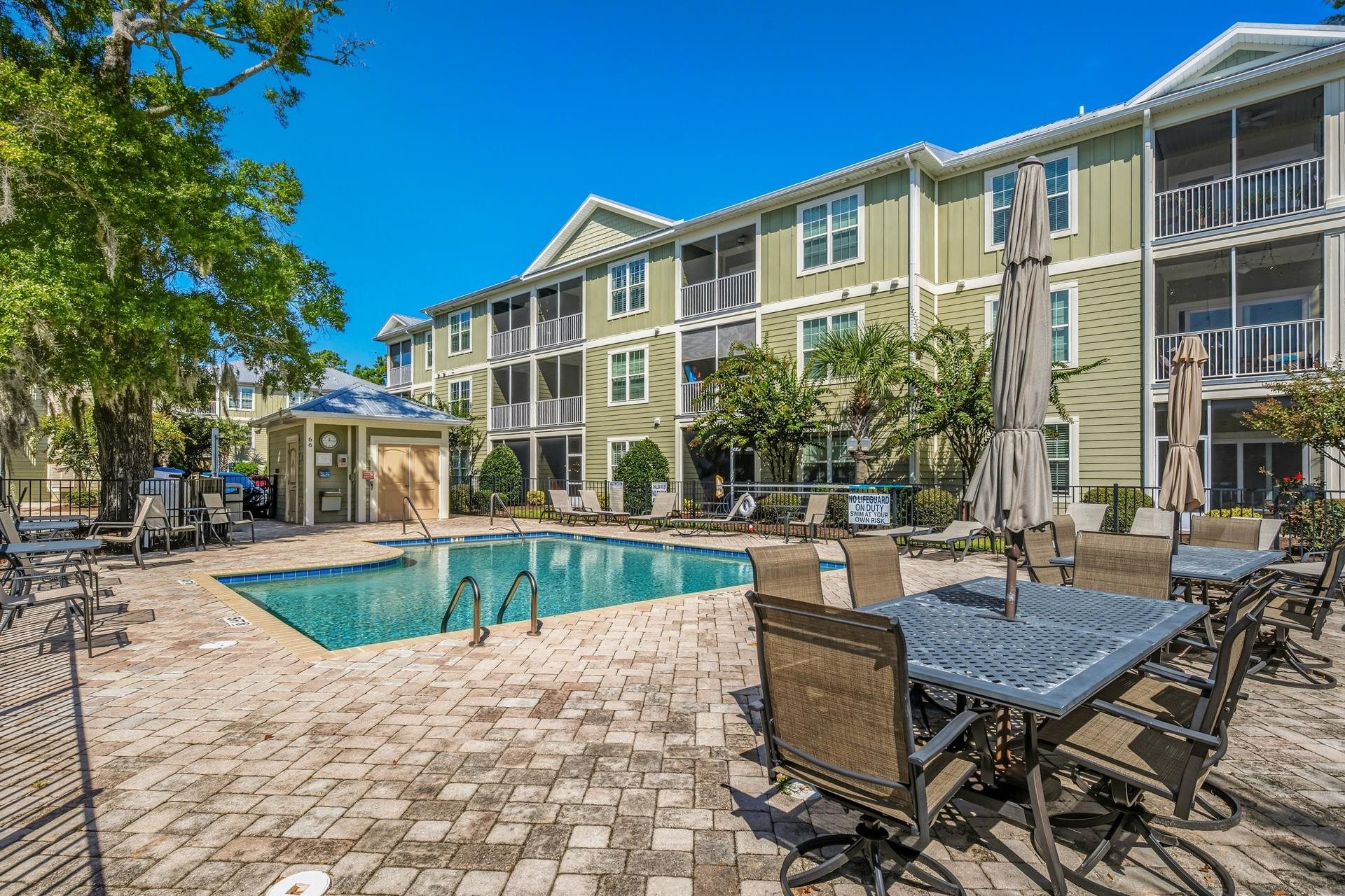  48 Mingo Drive - Unit 2D  The Village at Mingo - 物件實景
