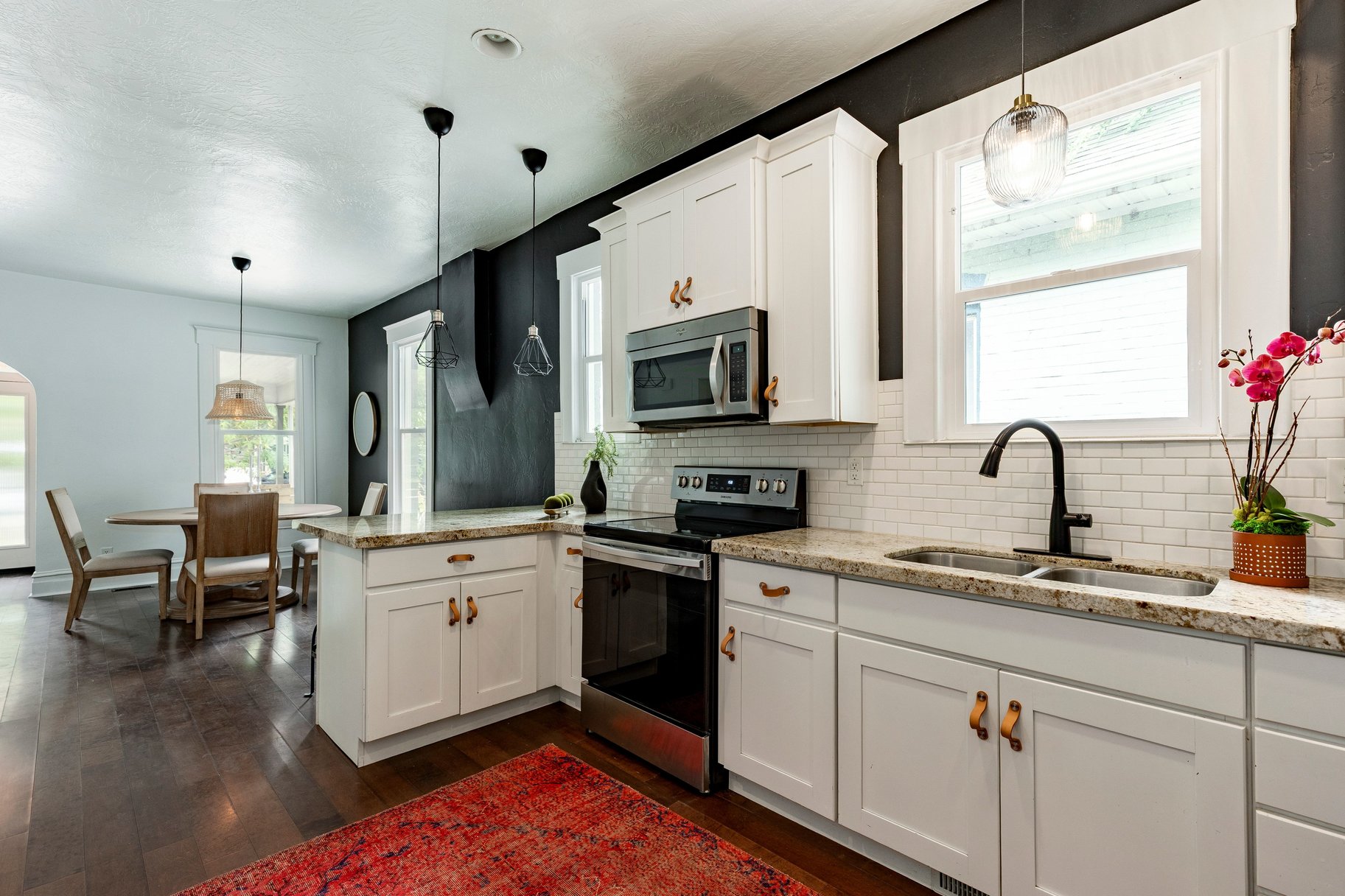  Central 9th Victorian & Accessory Dwelling Unit with Short- Term Rental Zoning - 物件實景