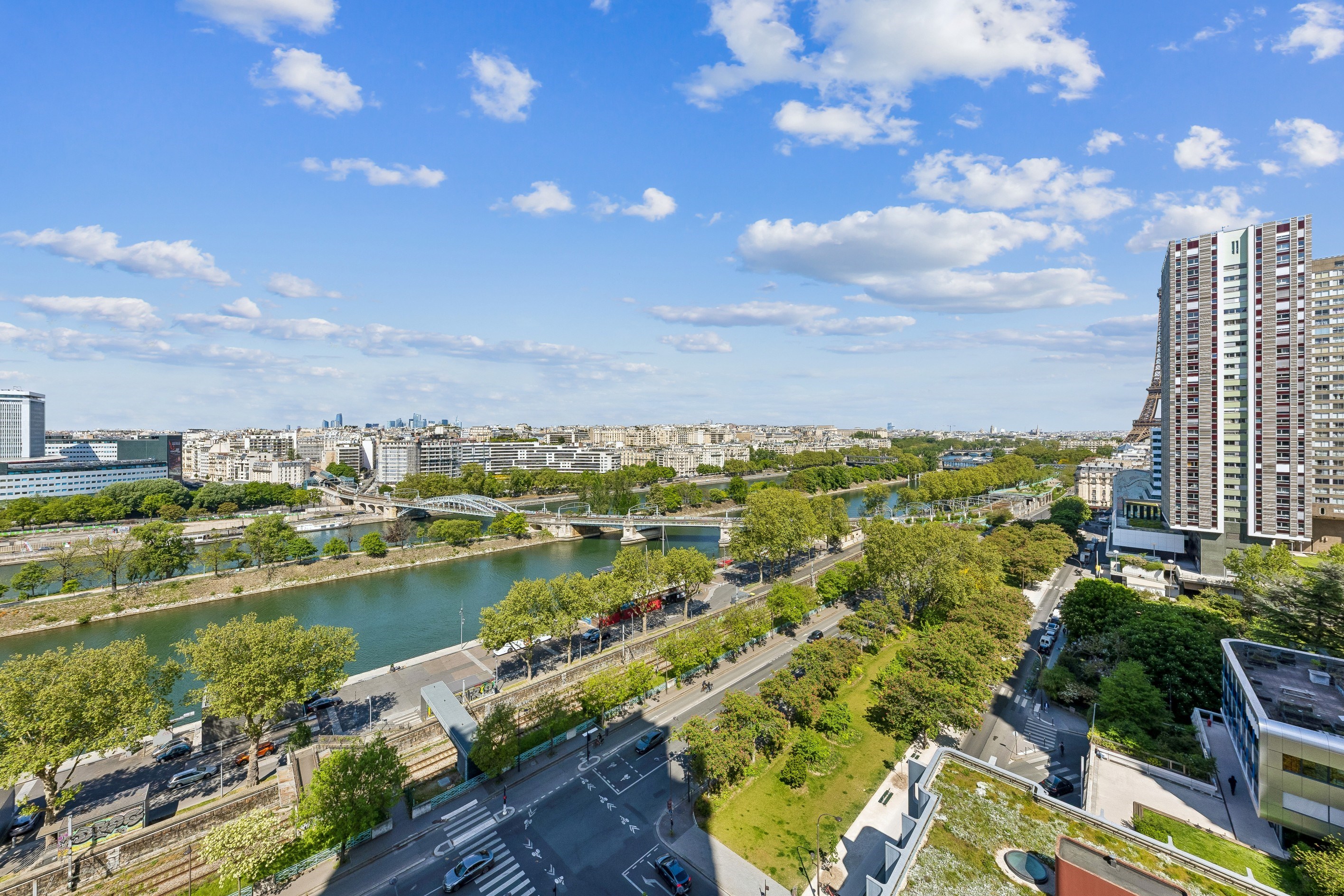  Totem  Tower — An Elevated Art of Living in Paris - 物件實景