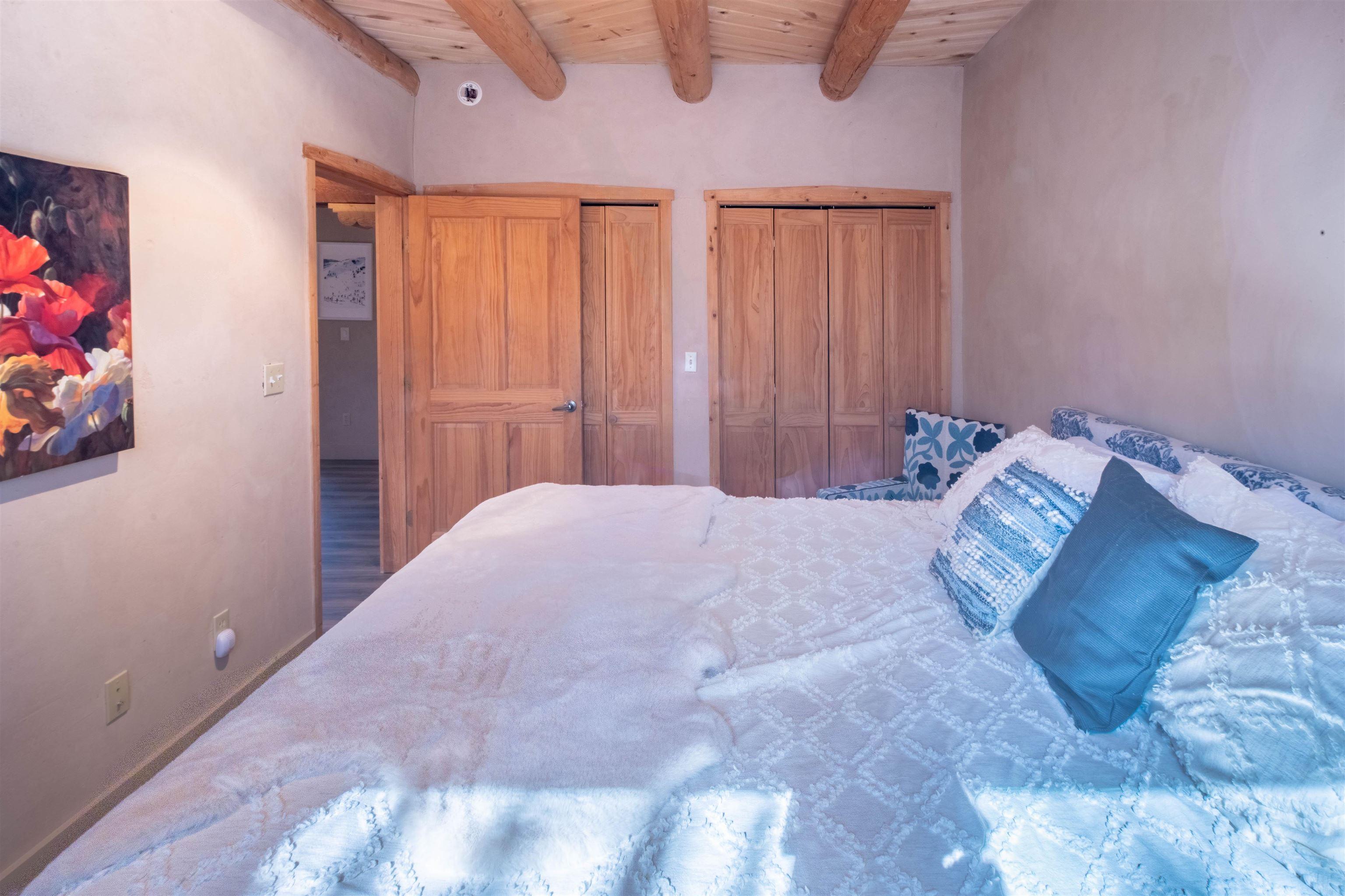 Taos, New Mexico, 87571, United States, 2 Bedrooms Bedrooms, ,2 BathroomsBathrooms,Residential,For Sale,1991479