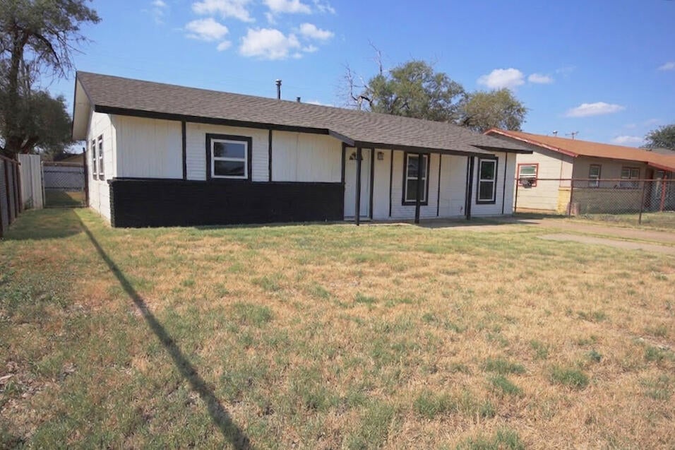 Cornell St, Lubbock, TX 79403