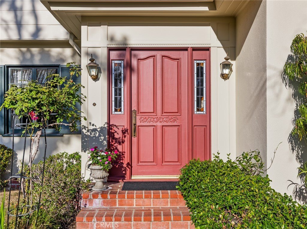 Glendale, California, 91207, United States, 4 Bedrooms Bedrooms, ,3 BathroomsBathrooms,Residential,For Sale,1910492