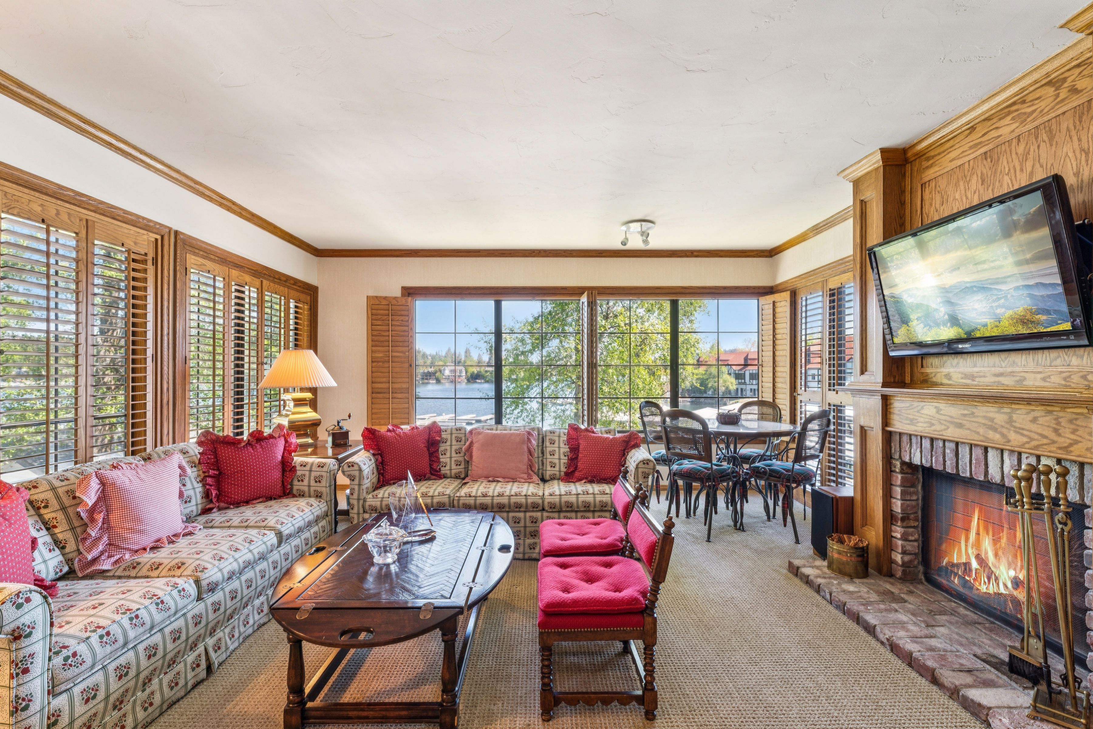  1 Village Bay, Lake Arrowhead, CA 92352 - 物件實景