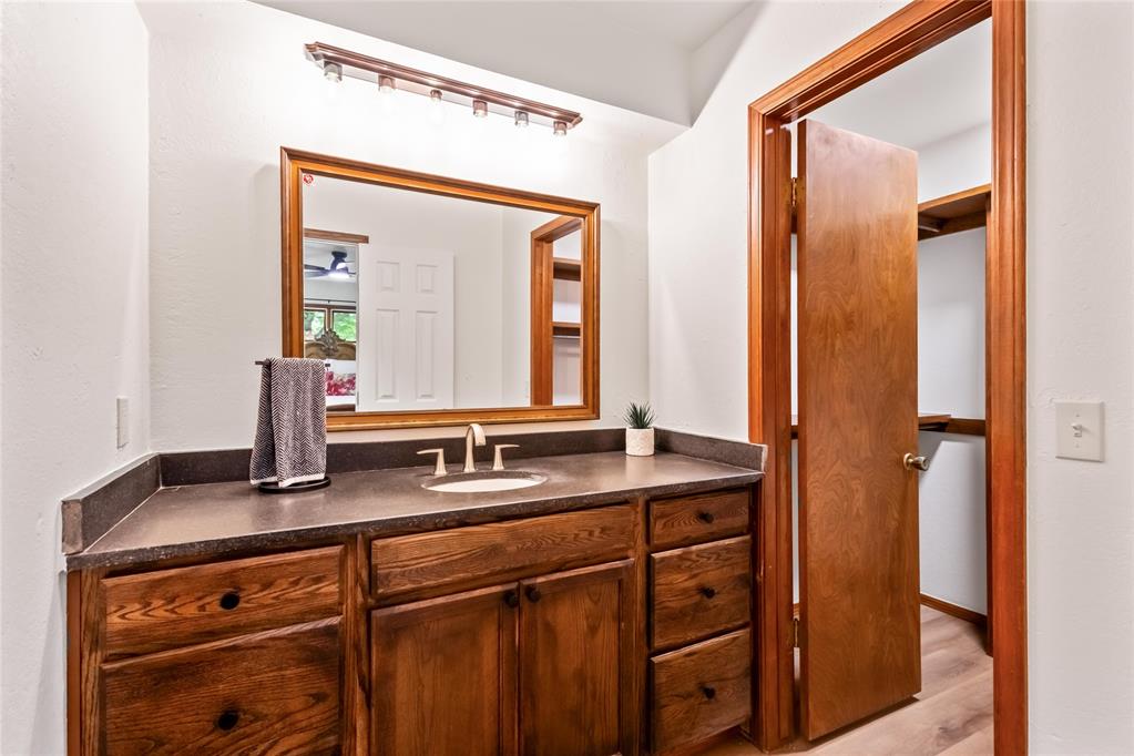 Oklahoma City, Oklahoma, 73179, United States, 4 Bedrooms Bedrooms, ,3 BathroomsBathrooms,Residential,For Sale,2048945
