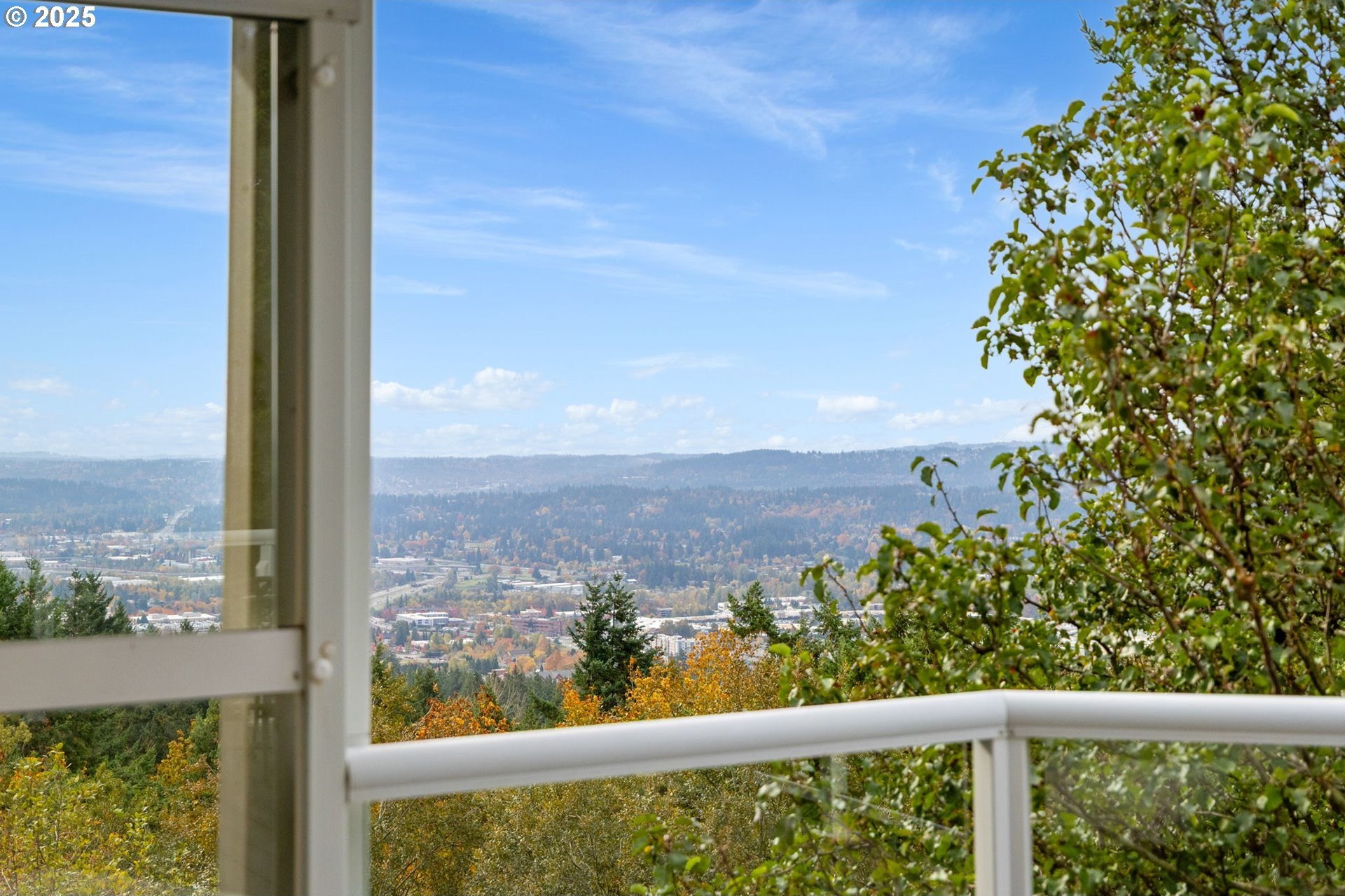 Happy Valley, Oregon, 97086, United States, 3 Bedrooms Bedrooms, ,4 BathroomsBathrooms,Residential,For Sale,1990937