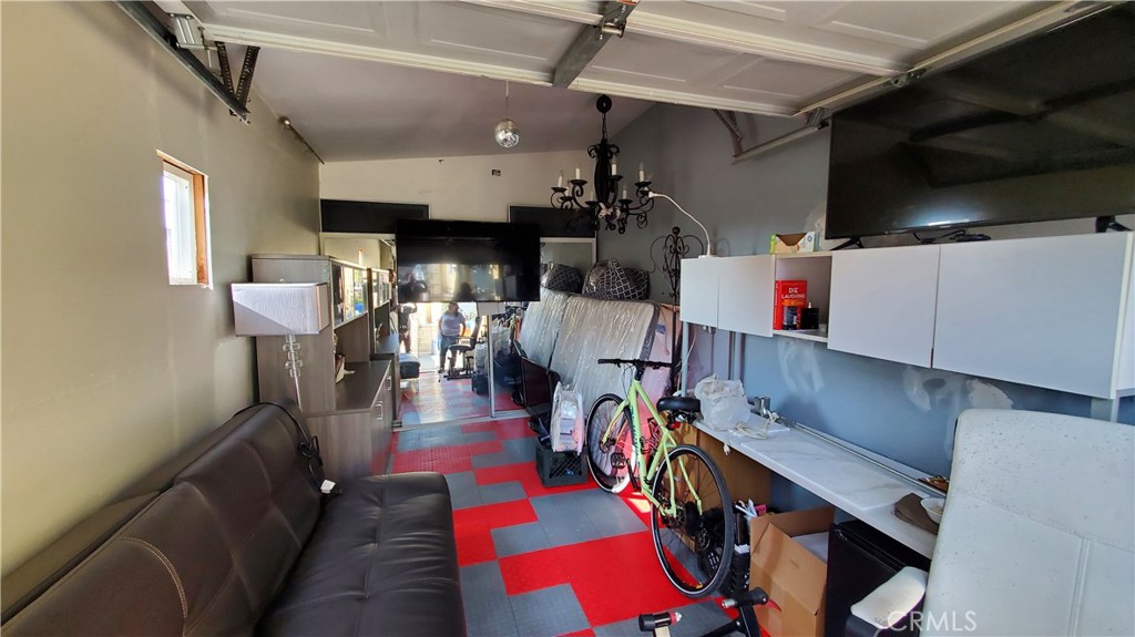 Los Angeles, California, 90006, United States, ,Residential,For Sale,1987381