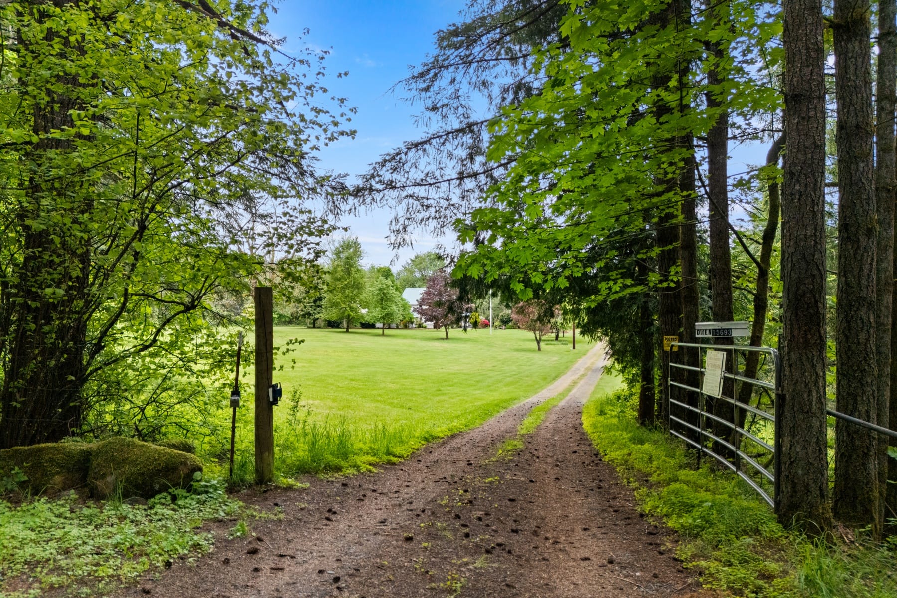  15693 S HIDDEN RD Mulino, OR 97042 - 物件實景