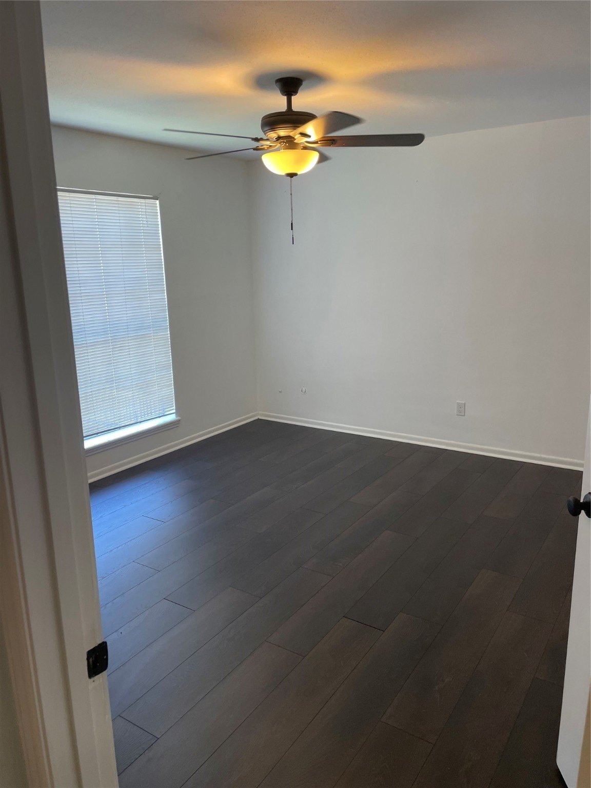 Houston, Texas, 77057, United States, 3 Bedrooms Bedrooms, ,3 BathroomsBathrooms,Residential,For Sale,1921662