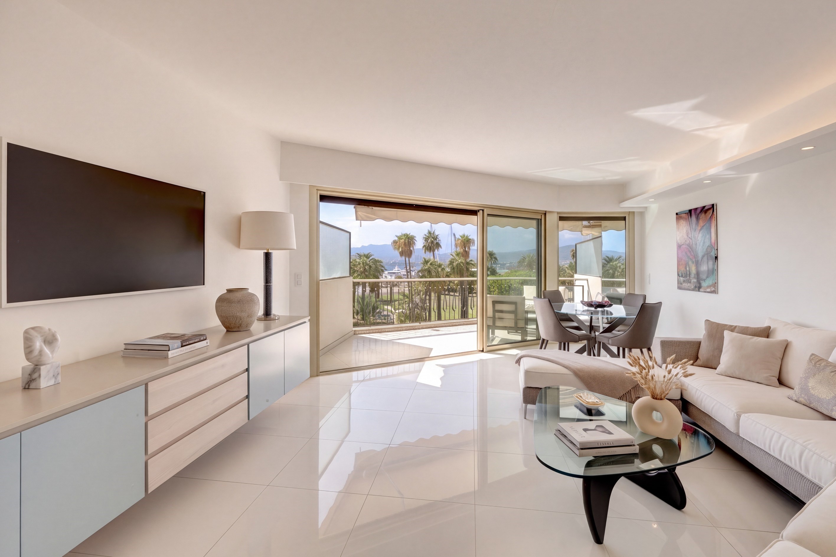  3-room apartment with Croisette and sea views in Cannes - 物件實景