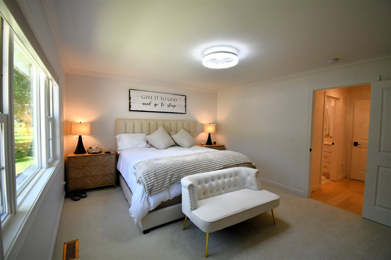 Alanson, Michigan, 49706, United States, 5 Bedrooms Bedrooms, ,3 BathroomsBathrooms,Residential,For Sale,1876087