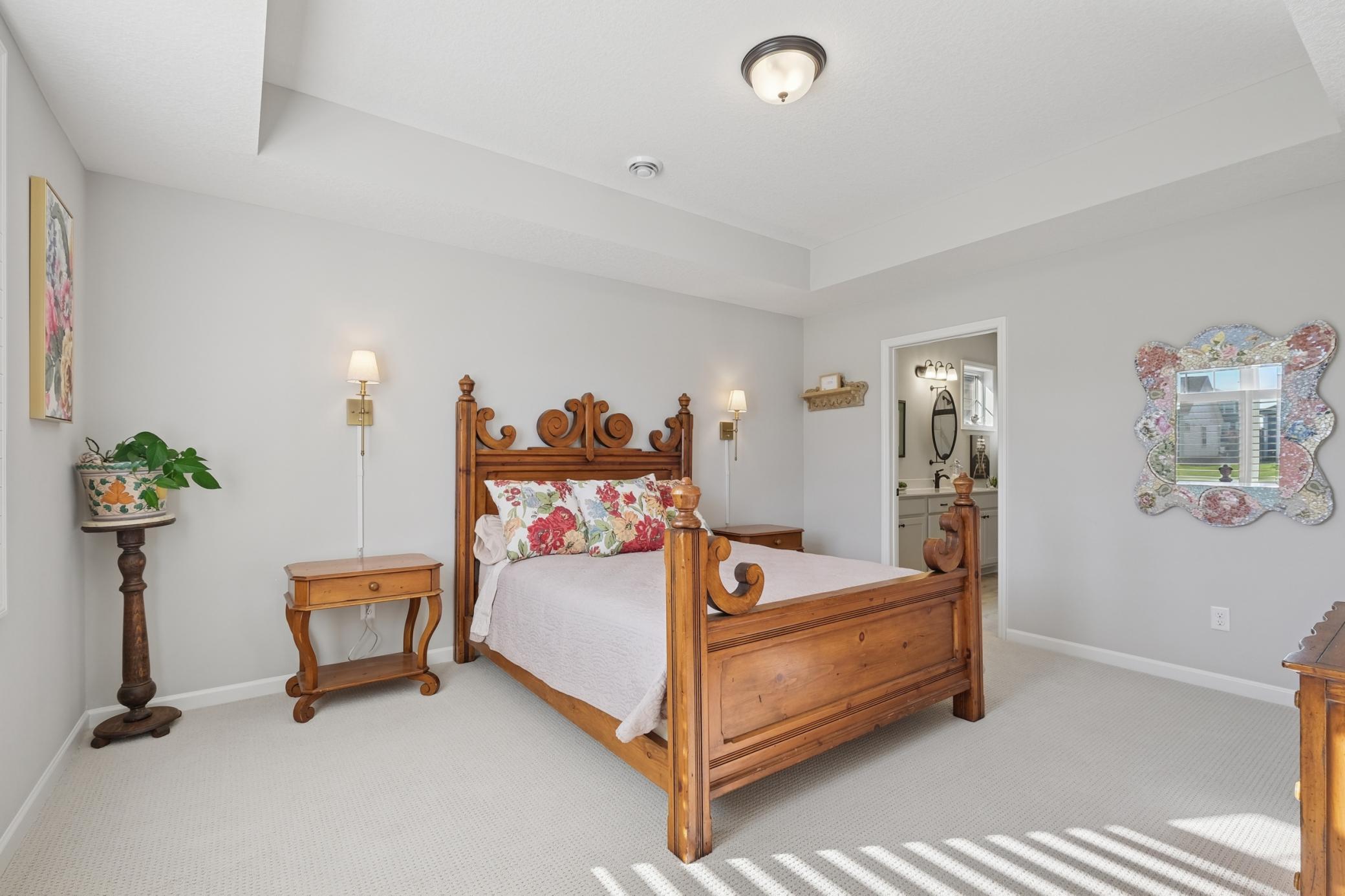 Excelsior, Minnesota, 55331, United States, 2 Bedrooms Bedrooms, ,1 BathroomBathrooms,Residential,For Sale,1988281