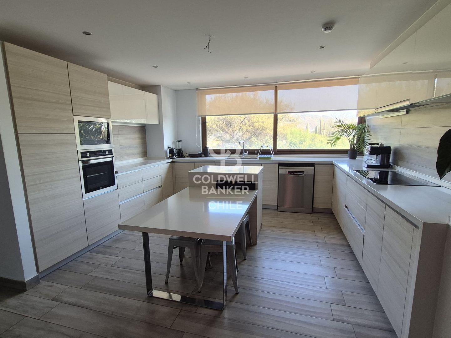 Colina, Chile, 2 Bedrooms Bedrooms, ,4 BathroomsBathrooms,Residential,For Sale,1919732