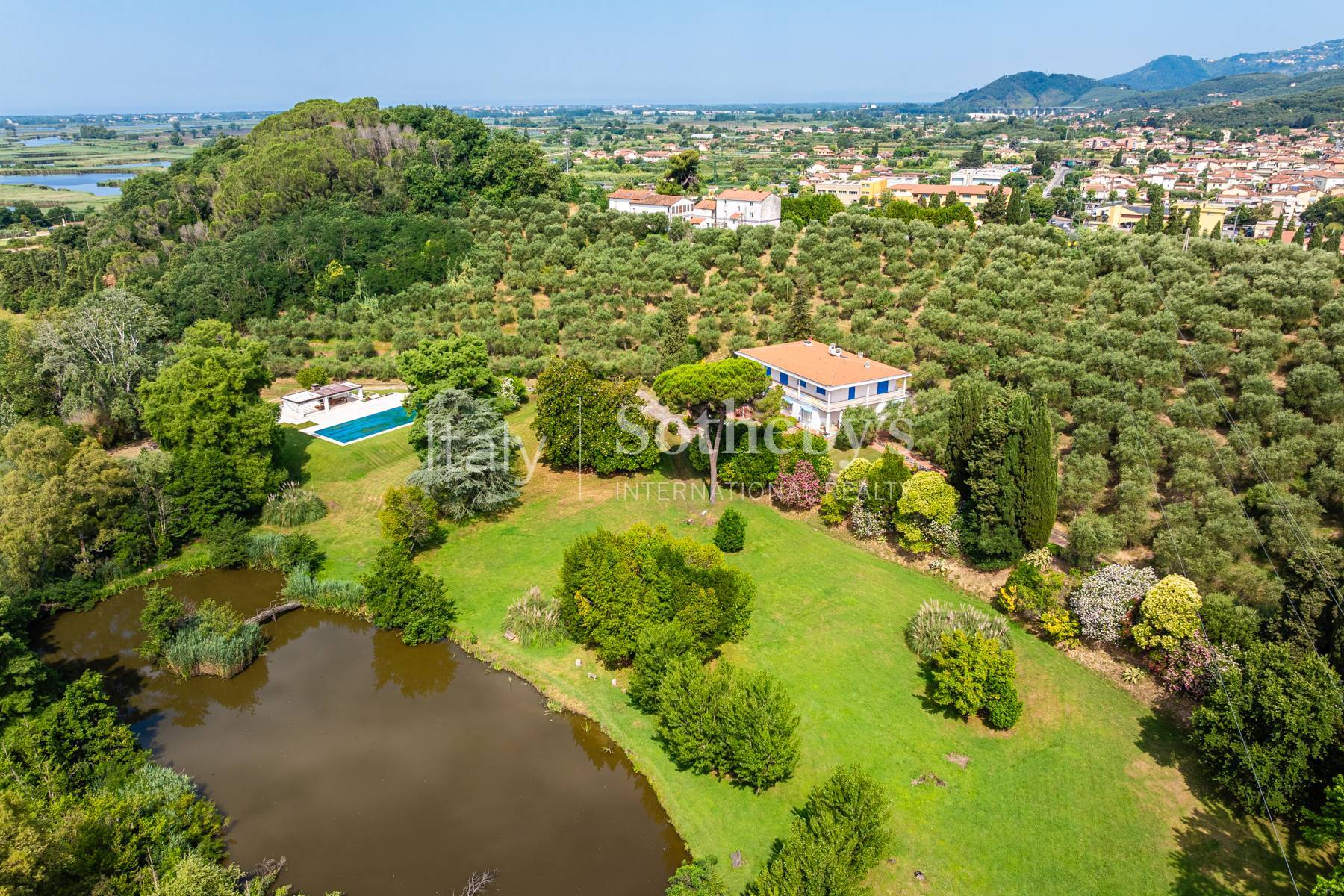  Elegant Tuscan Villa with pool, pond and dépandance - 物件實景