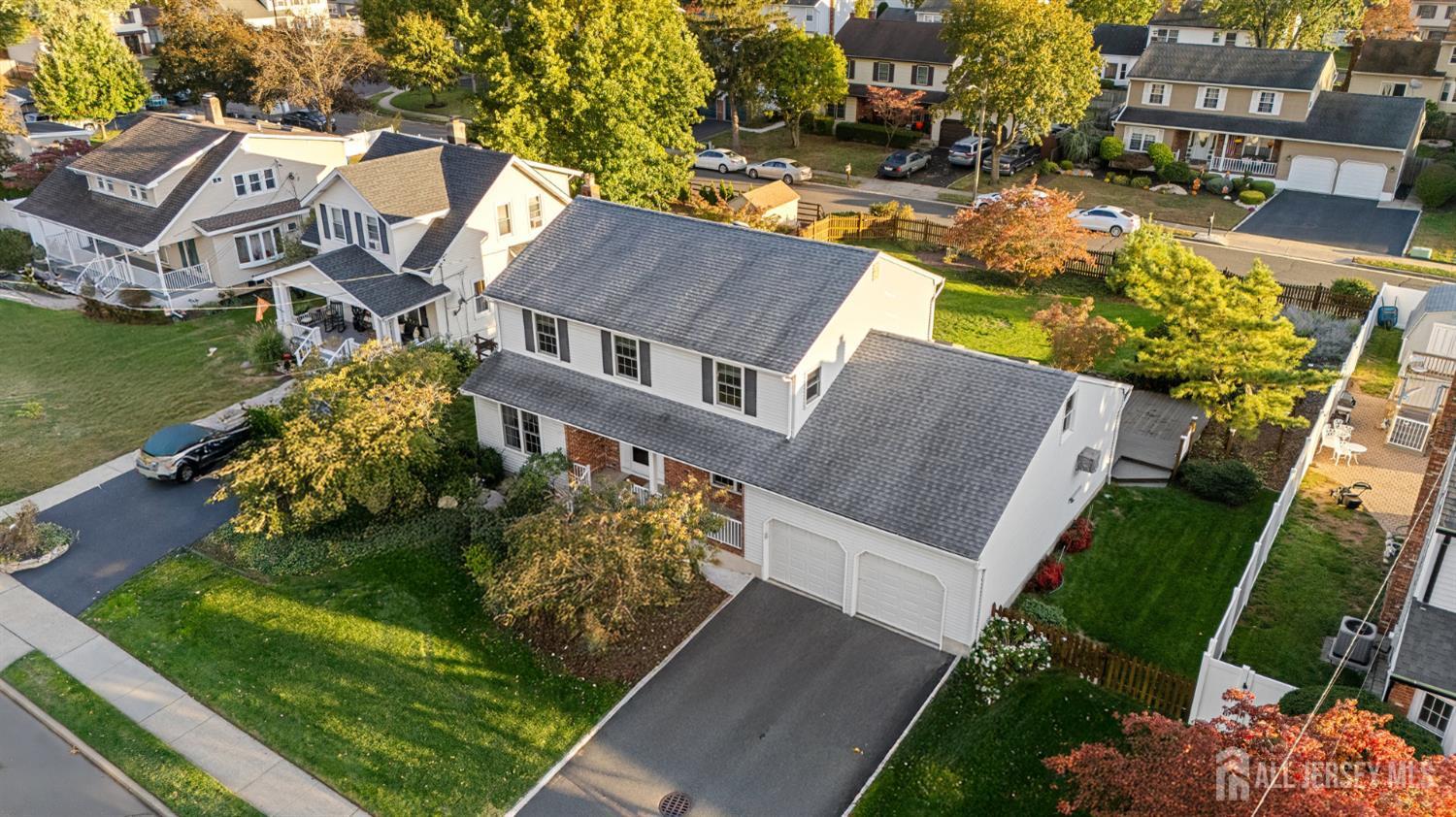 Middlesex, New Jersey, 08846, United States, 4 Bedrooms Bedrooms, ,3 BathroomsBathrooms,Residential,For Sale,1968933