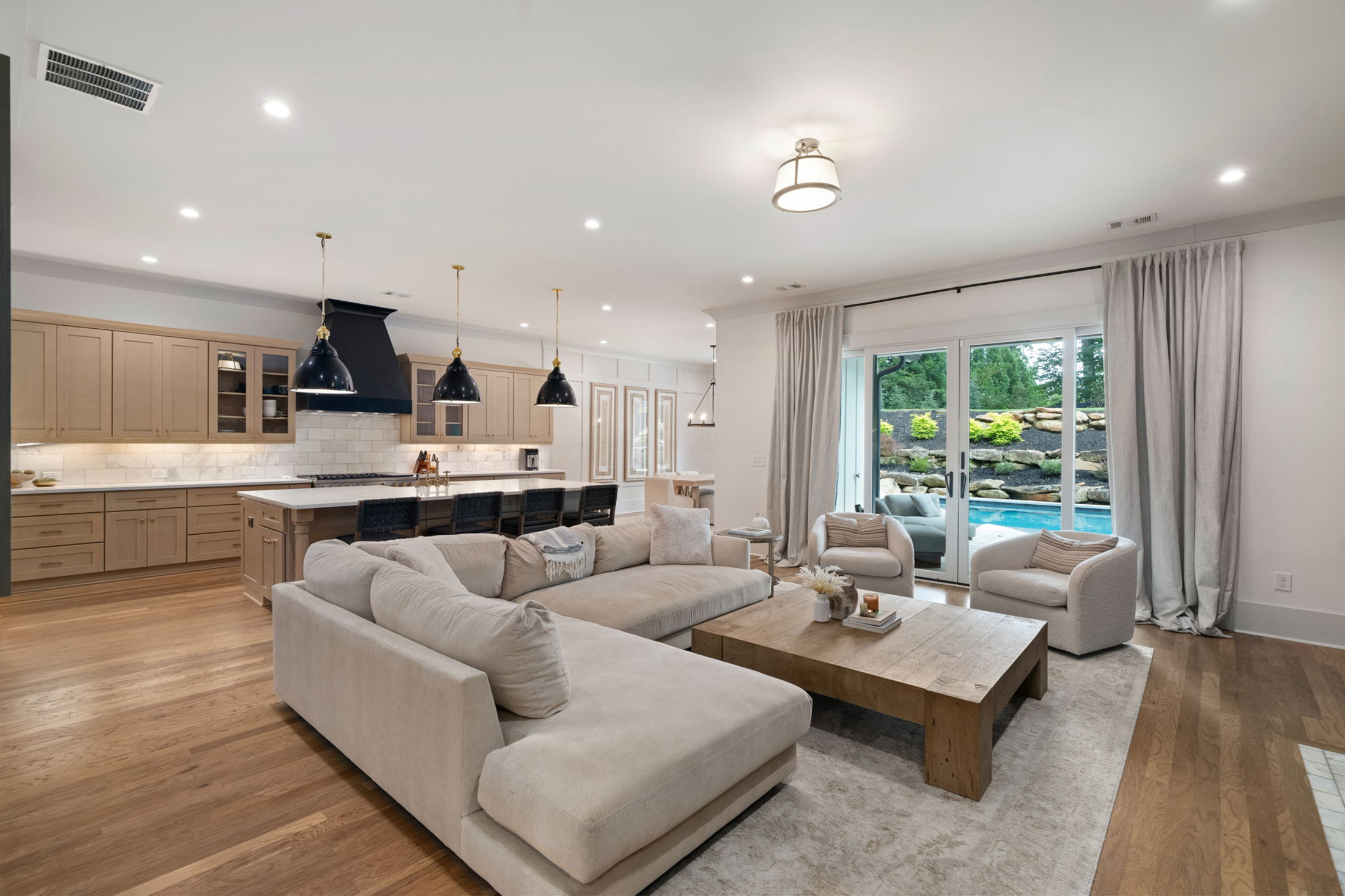  New-Construction Luxury Estate with Resort-Style Pool and Two Primary Suites - 物件實景