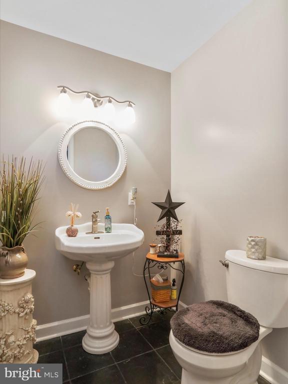 Winchester, Virginia, 22603, United States, 3 Bedrooms Bedrooms, ,3 BathroomsBathrooms,Residential,For Sale,1754503