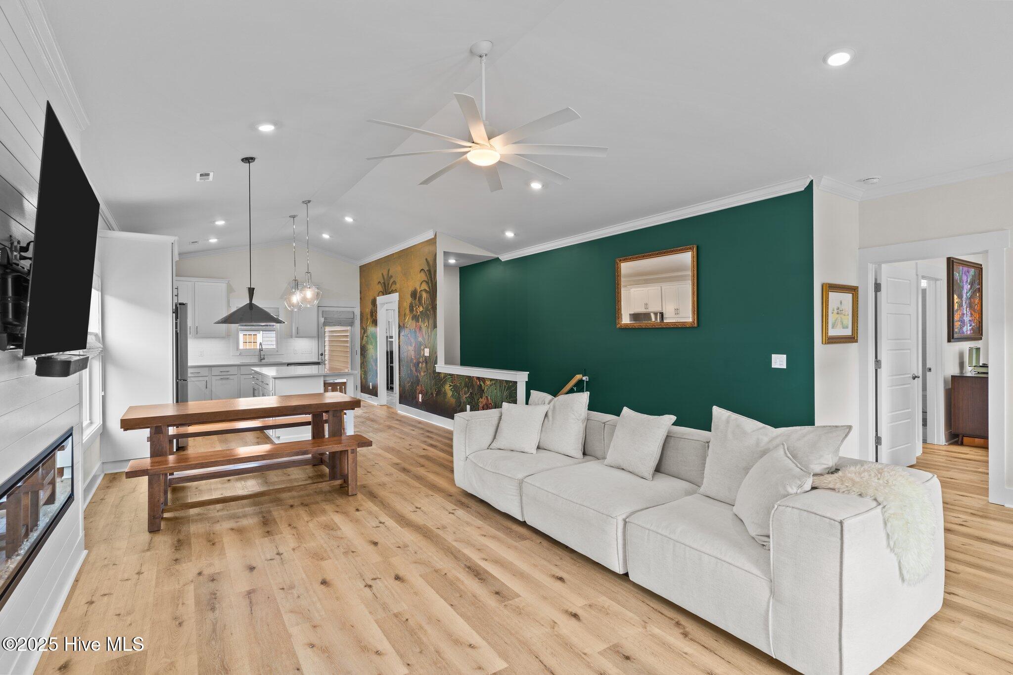 Carolina Beach, North Carolina, 28428, United States, 3 Bedrooms Bedrooms, ,2 BathroomsBathrooms,Residential,For Sale,1931980