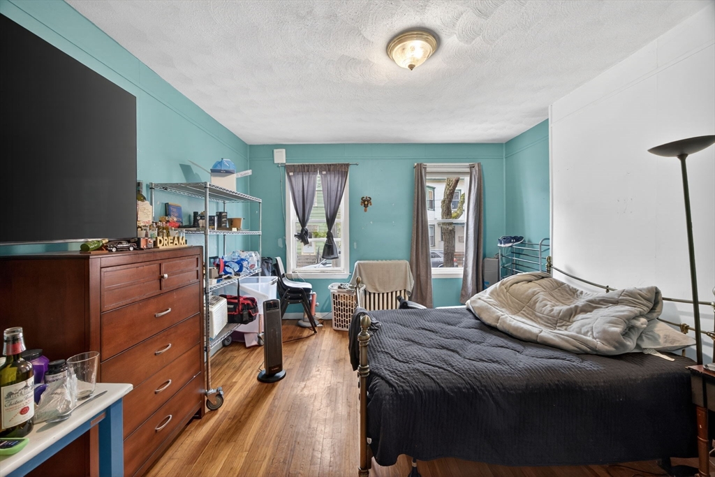 Boston, Massachusetts, 02128, United States, 8 Bedrooms Bedrooms, ,2 BathroomsBathrooms,Residential,For Sale,2040456