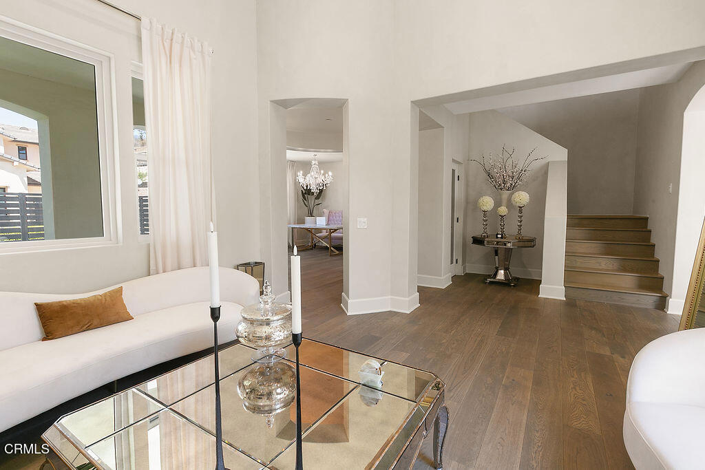 Thousand Oaks, California, 91362, United States, 4 Bedrooms Bedrooms, ,4 BathroomsBathrooms,Residential,For Sale,1997017