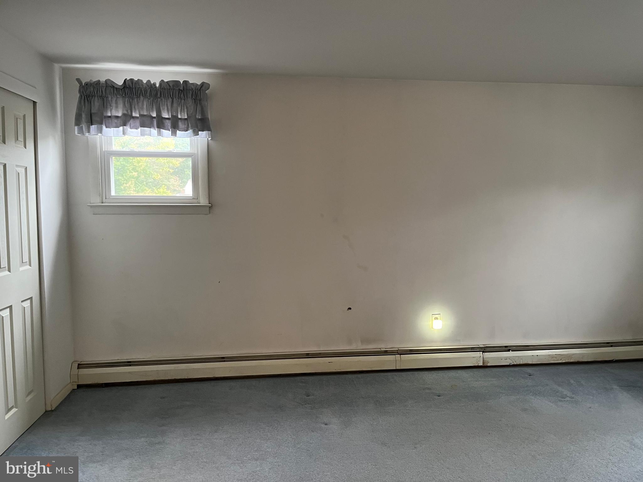 Southampton, Pennsylvania, 18966, United States, 4 Bedrooms Bedrooms, ,Residential,For Sale,1990215