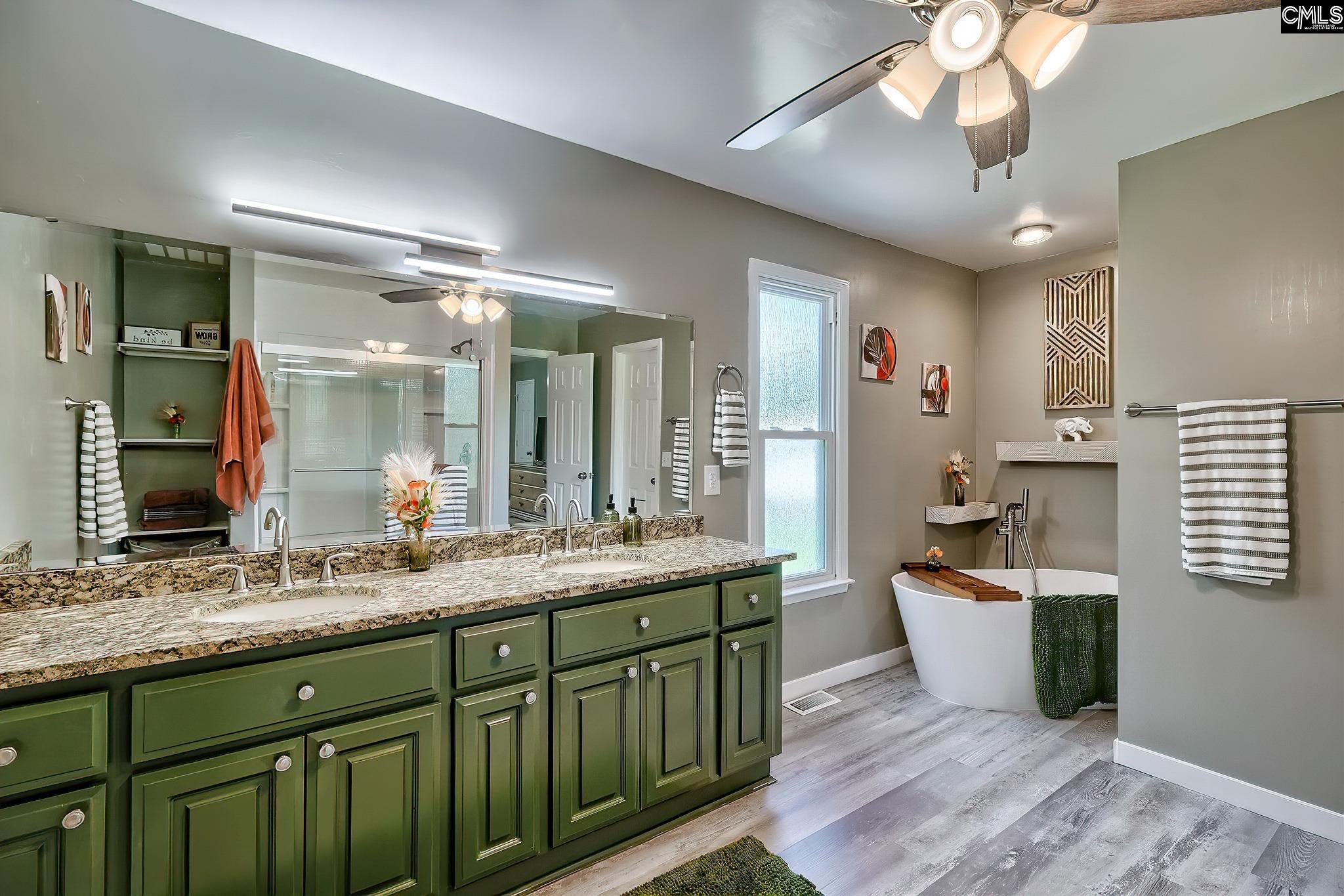 Lexington, South Carolina, 29072, United States, 3 Bedrooms Bedrooms, ,3 BathroomsBathrooms,Residential,For Sale,1908592