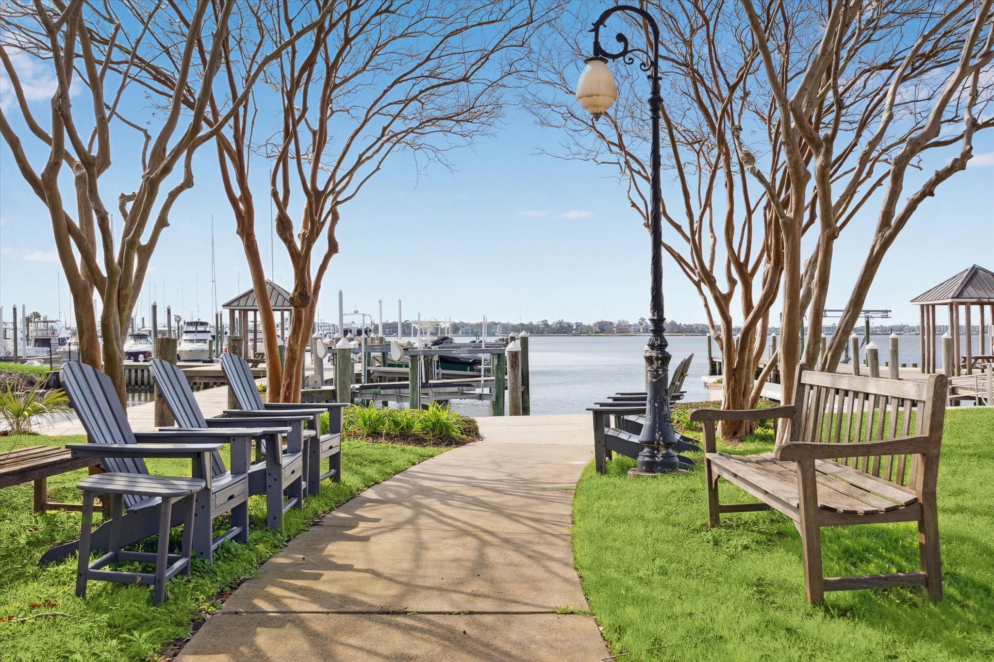  2443 Lakewood Pointe - 物件實景