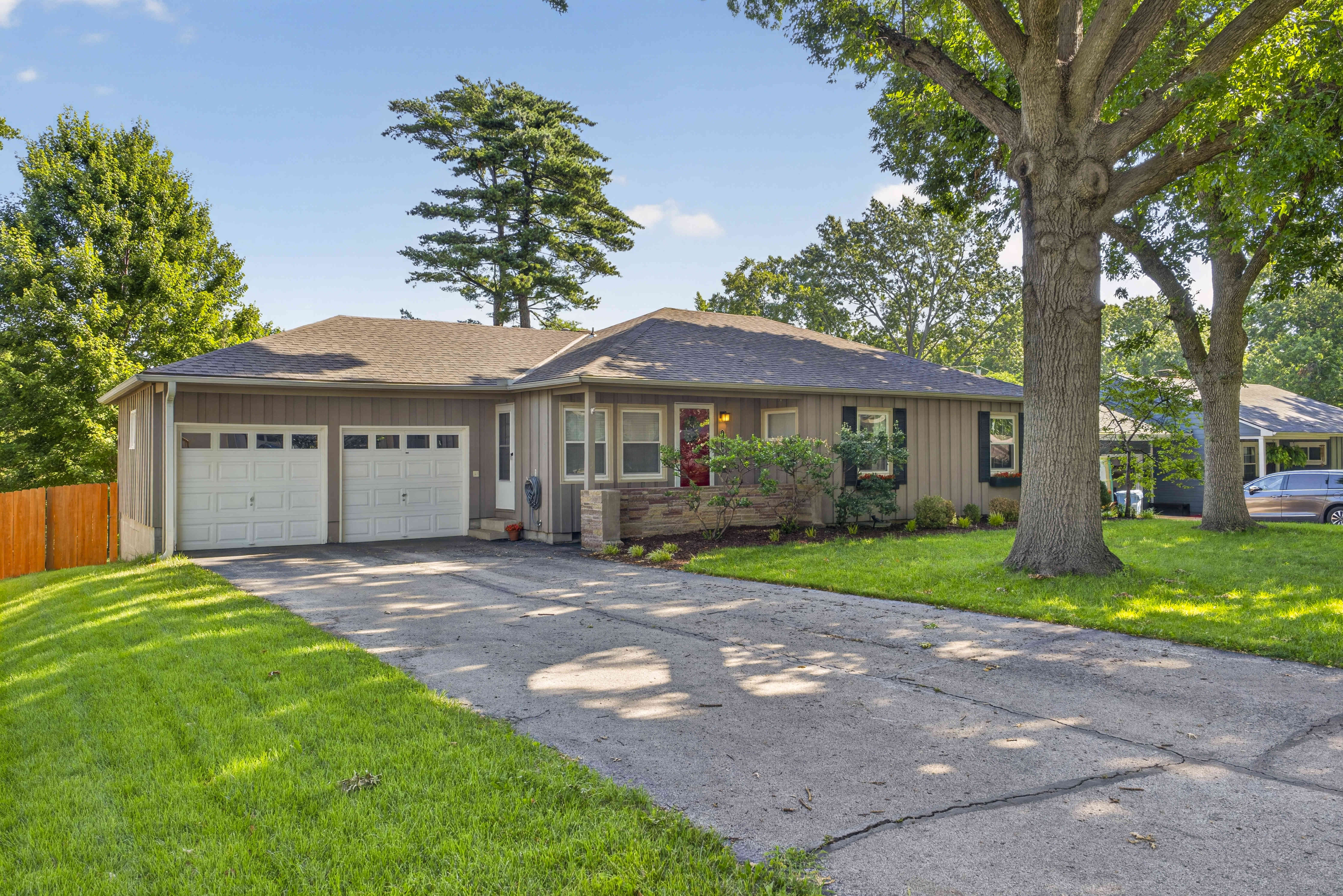  5714 West 77th Terrace, Prairie Village, KS 66208 - 物件實景