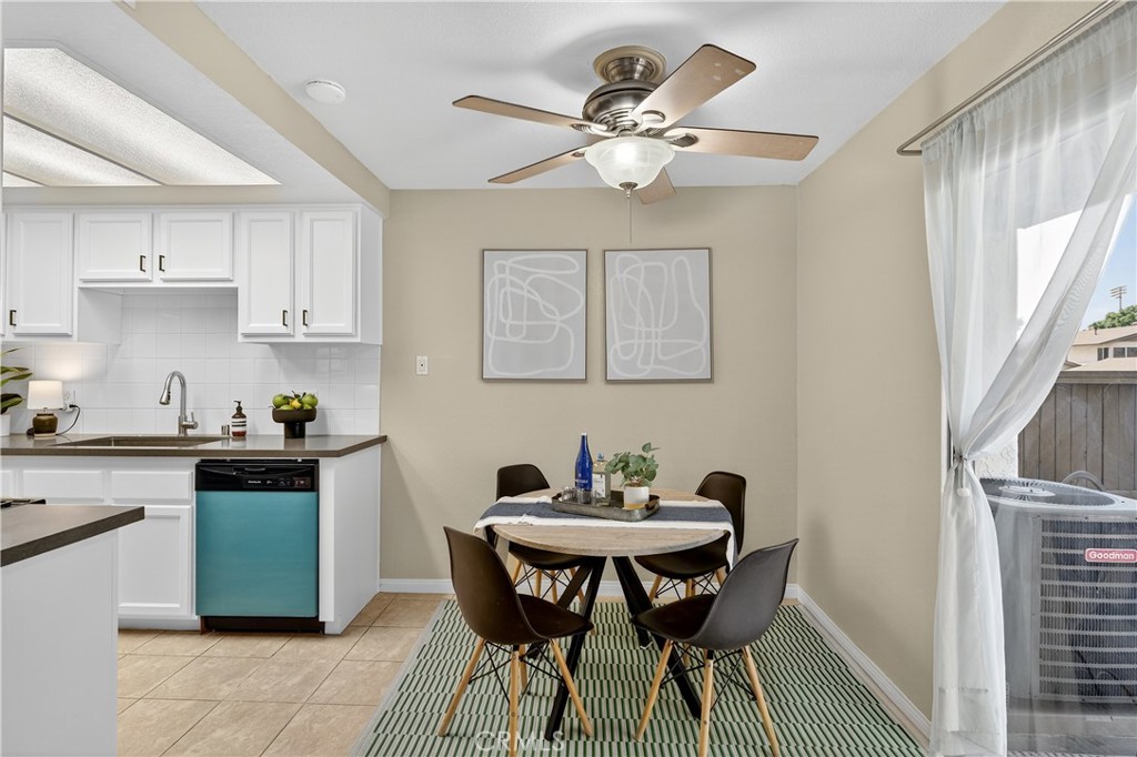 Hacienda Heights, California, 91745, United States, 2 Bedrooms Bedrooms, ,2 BathroomsBathrooms,Residential,For Sale,1985650