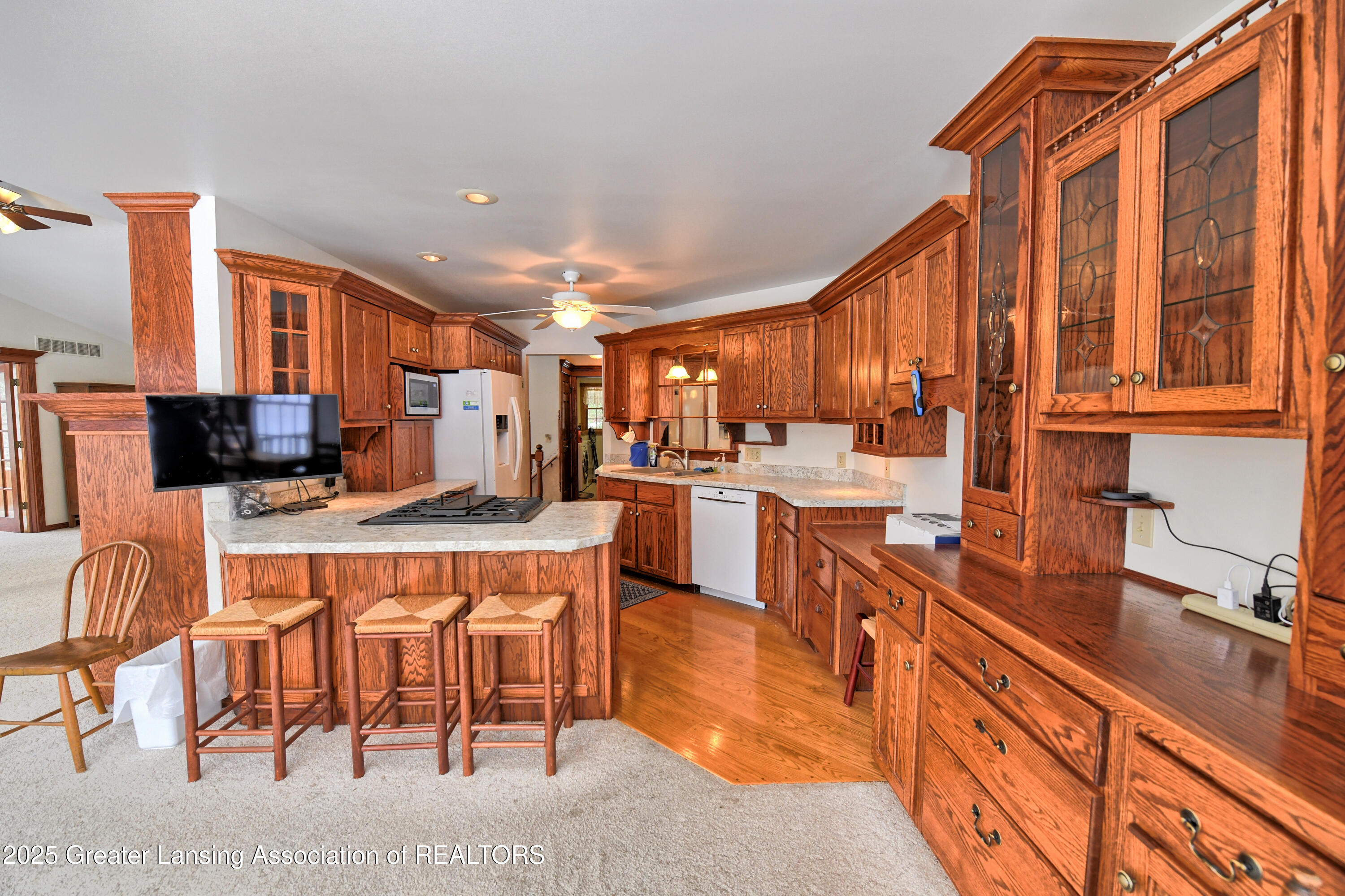 Portland, Michigan, 48875, United States, 5 Bedrooms Bedrooms, ,4 BathroomsBathrooms,Residential,For Sale,2031480