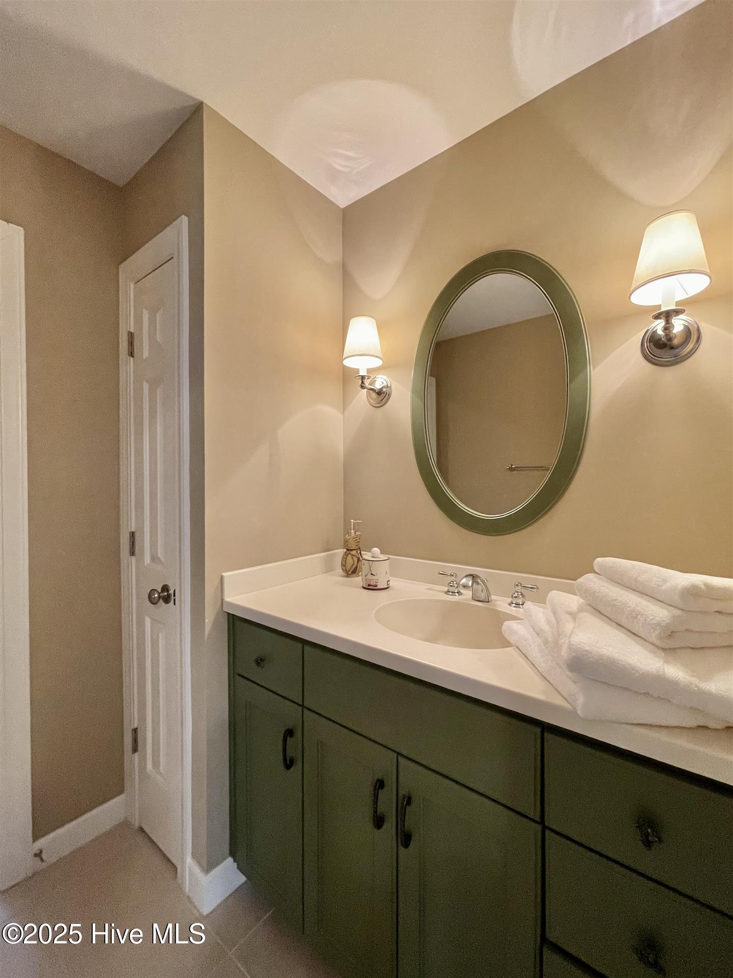 Pinehurst, North Carolina, 28374, United States, 5 Bedrooms Bedrooms, ,4 BathroomsBathrooms,Residential,For Sale,1911740