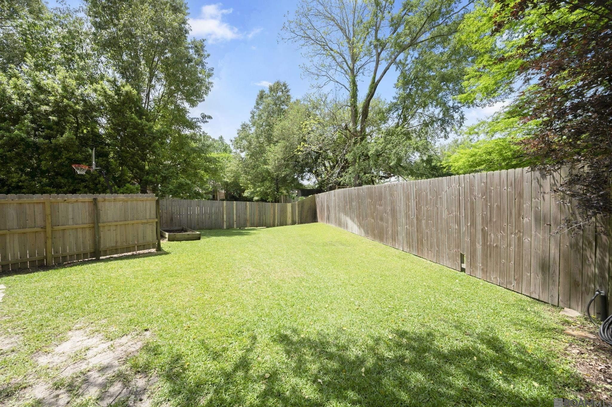 Baton Rouge, Louisiana, 70810, United States, 4 Bedrooms Bedrooms, ,3 BathroomsBathrooms,Residential,For Sale,2037860