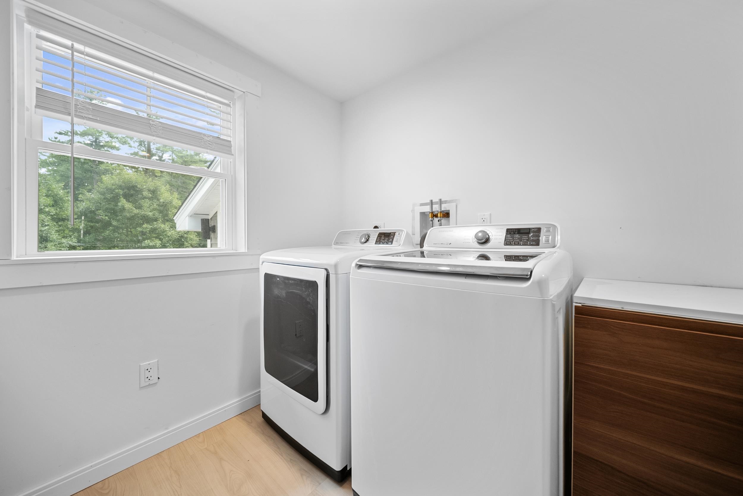 Merrimack, New Hampshire, 03054, United States, 3 Bedrooms Bedrooms, ,Residential,For Sale,1911681