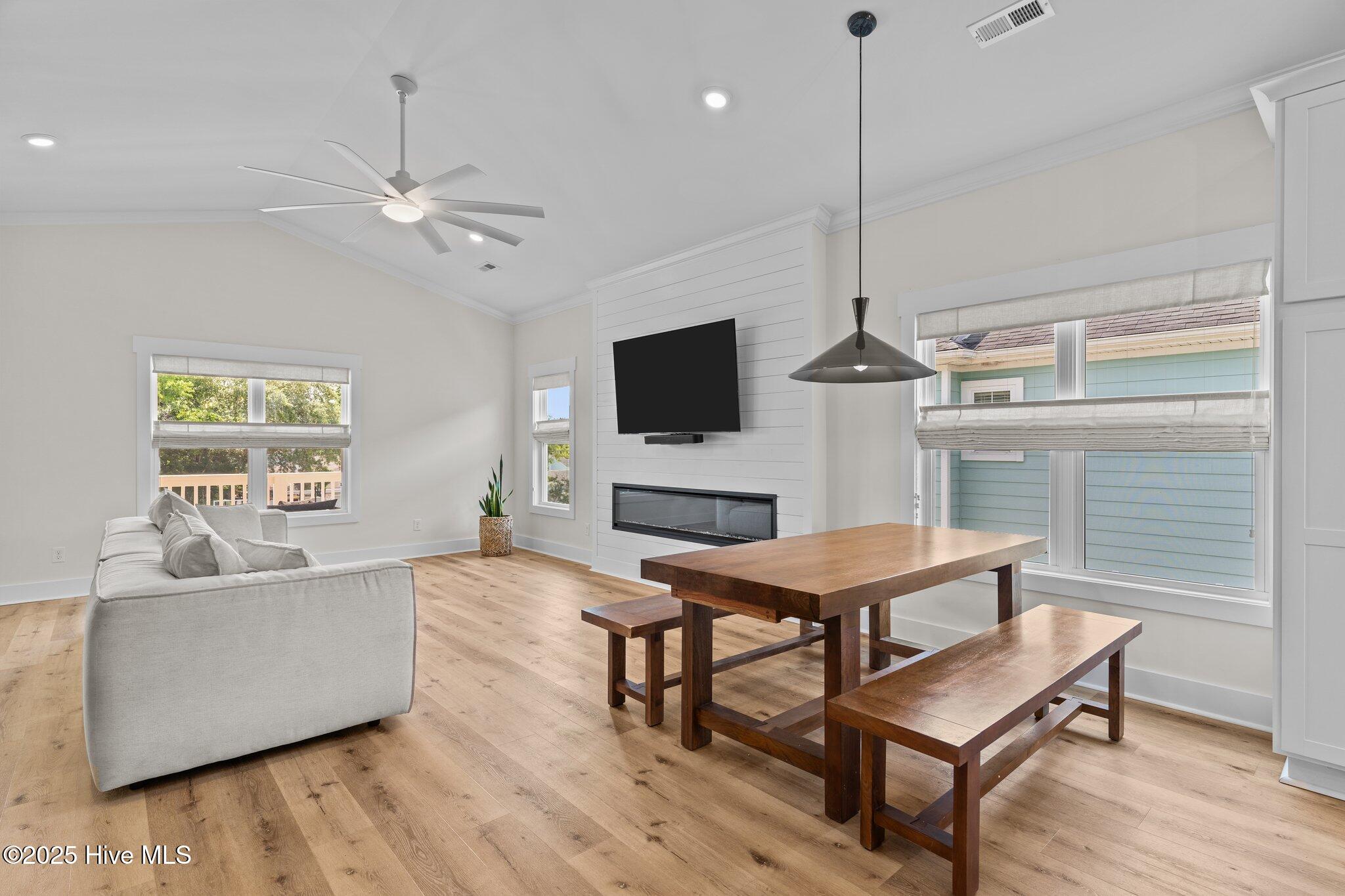 Carolina Beach, North Carolina, 28428, United States, 3 Bedrooms Bedrooms, ,2 BathroomsBathrooms,Residential,For Sale,1931980