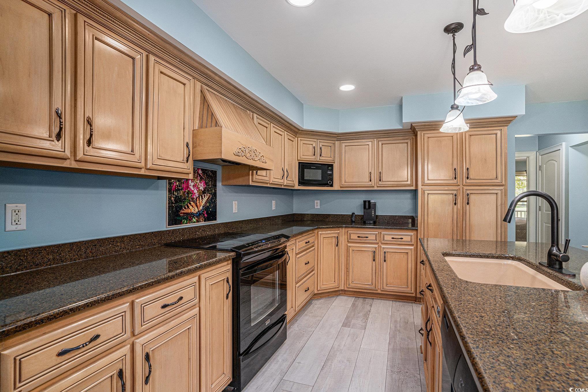 Conway, South Carolina, 29527, United States, 5 Bedrooms Bedrooms, ,4 BathroomsBathrooms,Residential,For Sale,1899345