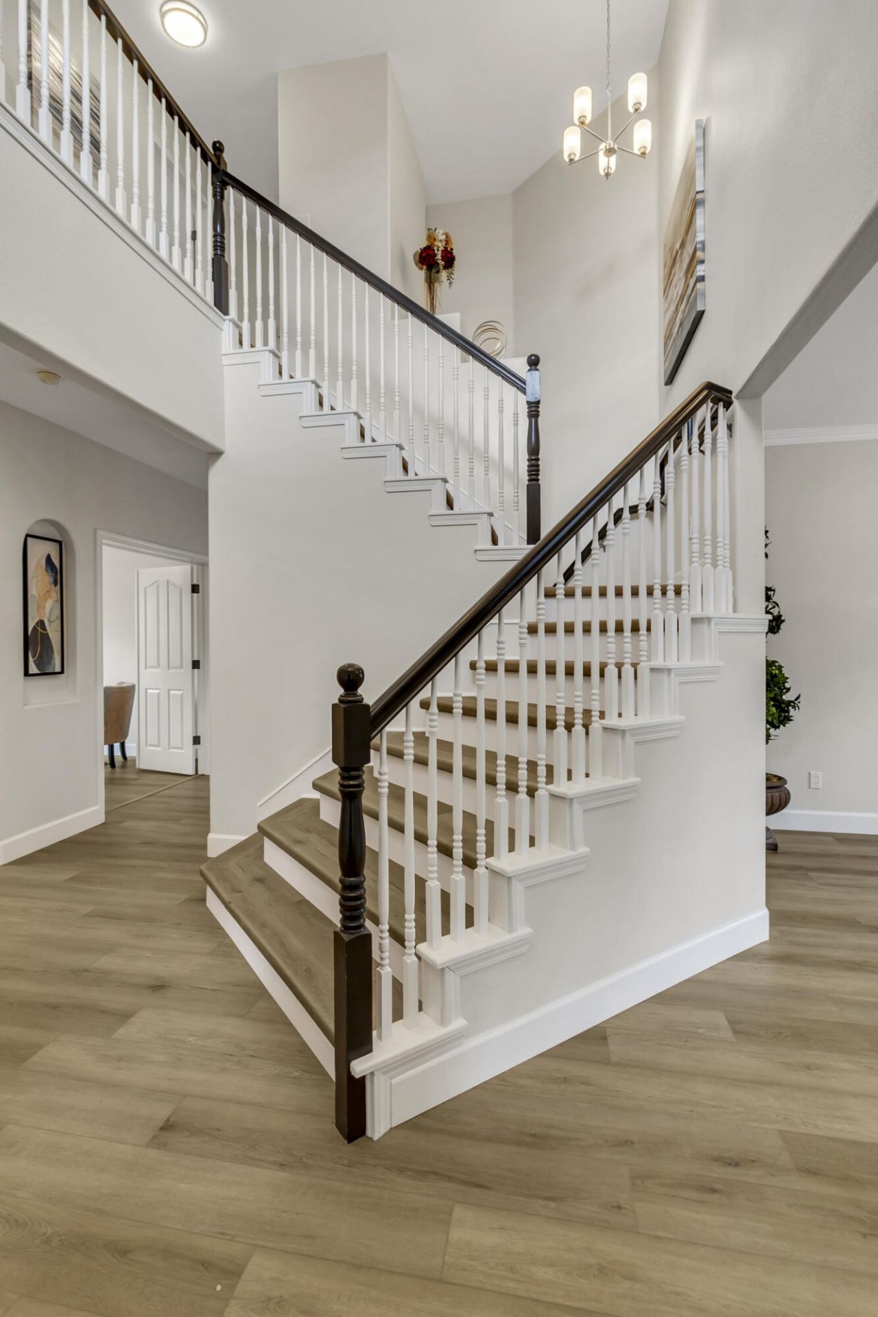 Albuquerque, New Mexico, 87122, United States, 4 Bedrooms Bedrooms, ,3 BathroomsBathrooms,Residential,For Sale,1932671