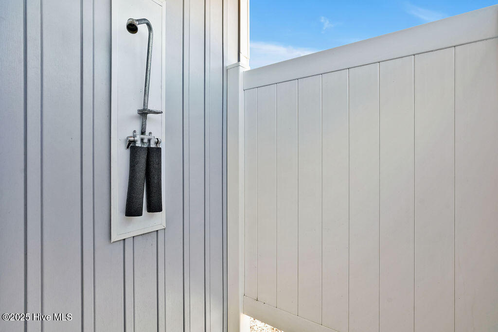 Oak Island, North Carolina, 28465, United States, 5 Bedrooms Bedrooms, ,4 BathroomsBathrooms,Residential,For Sale,1995148