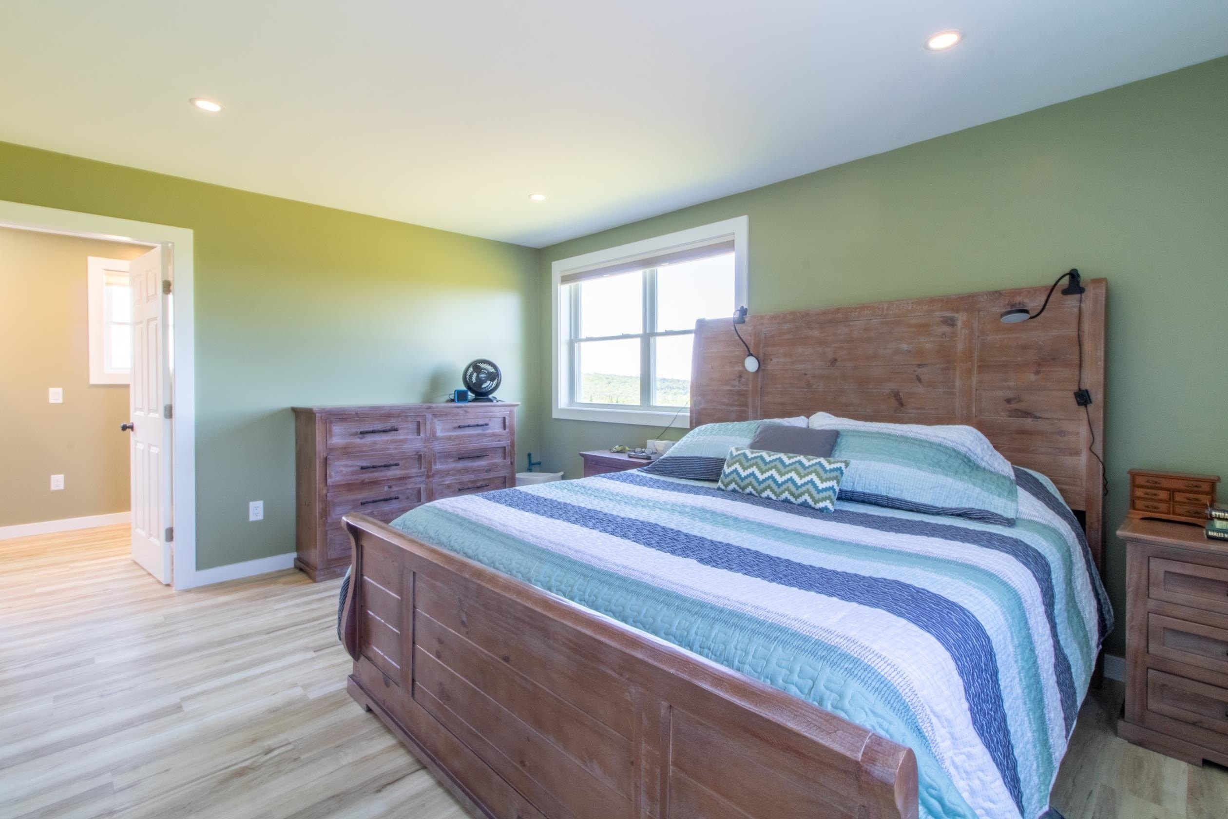 Charleston, Vermont, 05872, United States, 3 Bedrooms Bedrooms, ,1 BathroomBathrooms,Residential,For Sale,1893368