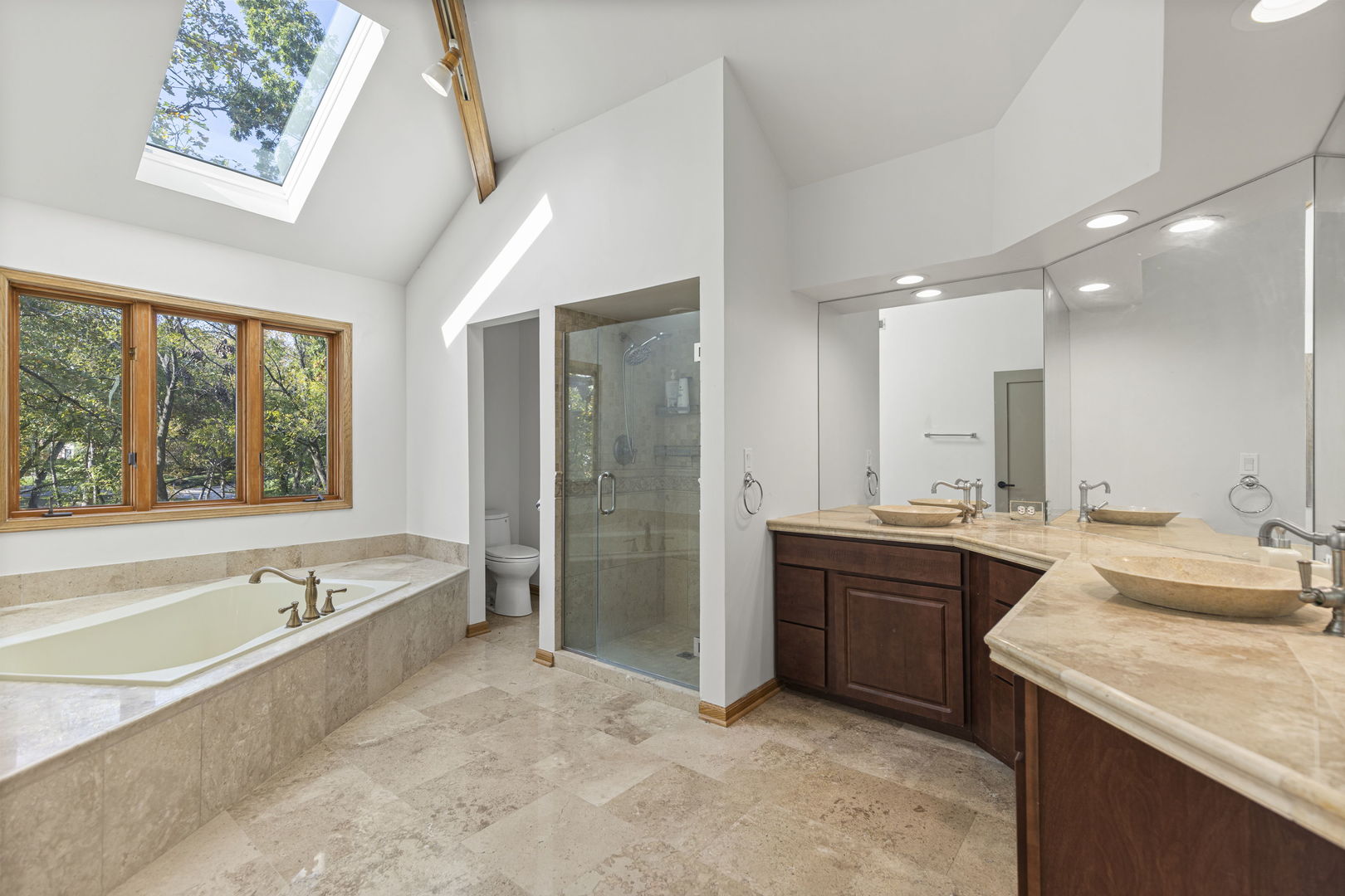 Long Grove, Illinois, 60047, United States, 4 Bedrooms Bedrooms, ,4 BathroomsBathrooms,Residential,For Sale,1994818