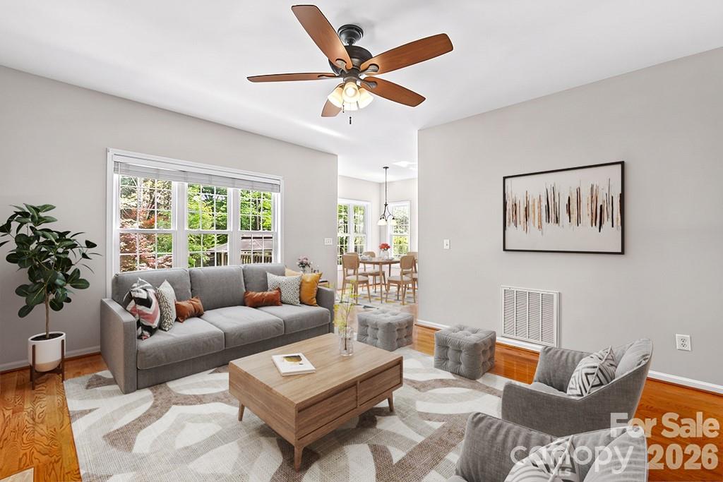 Huntersville, North Carolina, 28078, United States, 4 Bedrooms Bedrooms, ,3 BathroomsBathrooms,Residential,For Sale,2035825