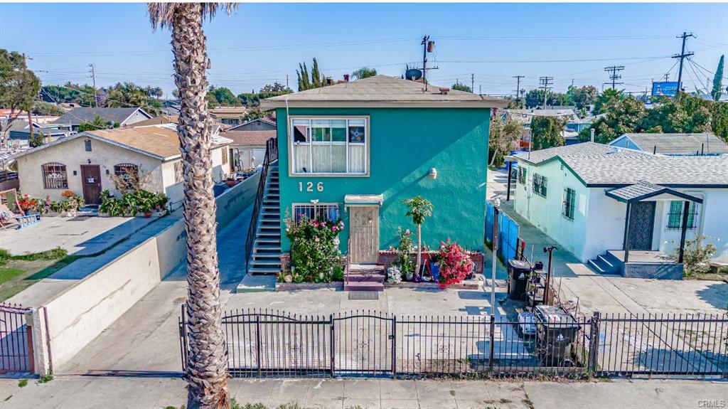 Los Angeles, California, 90003, United States, 2 Bedrooms Bedrooms, ,1 BathroomBathrooms,Residential,For Sale,1980549