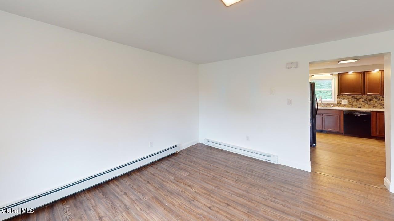 Summit, New York, 12175, United States, 3 Bedrooms Bedrooms, ,4 BathroomsBathrooms,Residential,For Sale,1942619