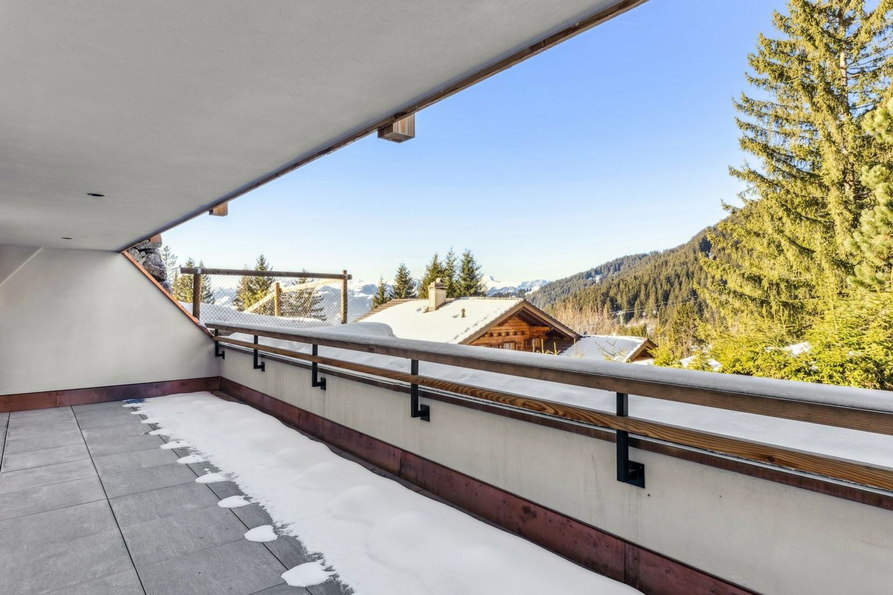 Rare duplex with garden, ski-in & ski-out, sublime view - 物件實景
