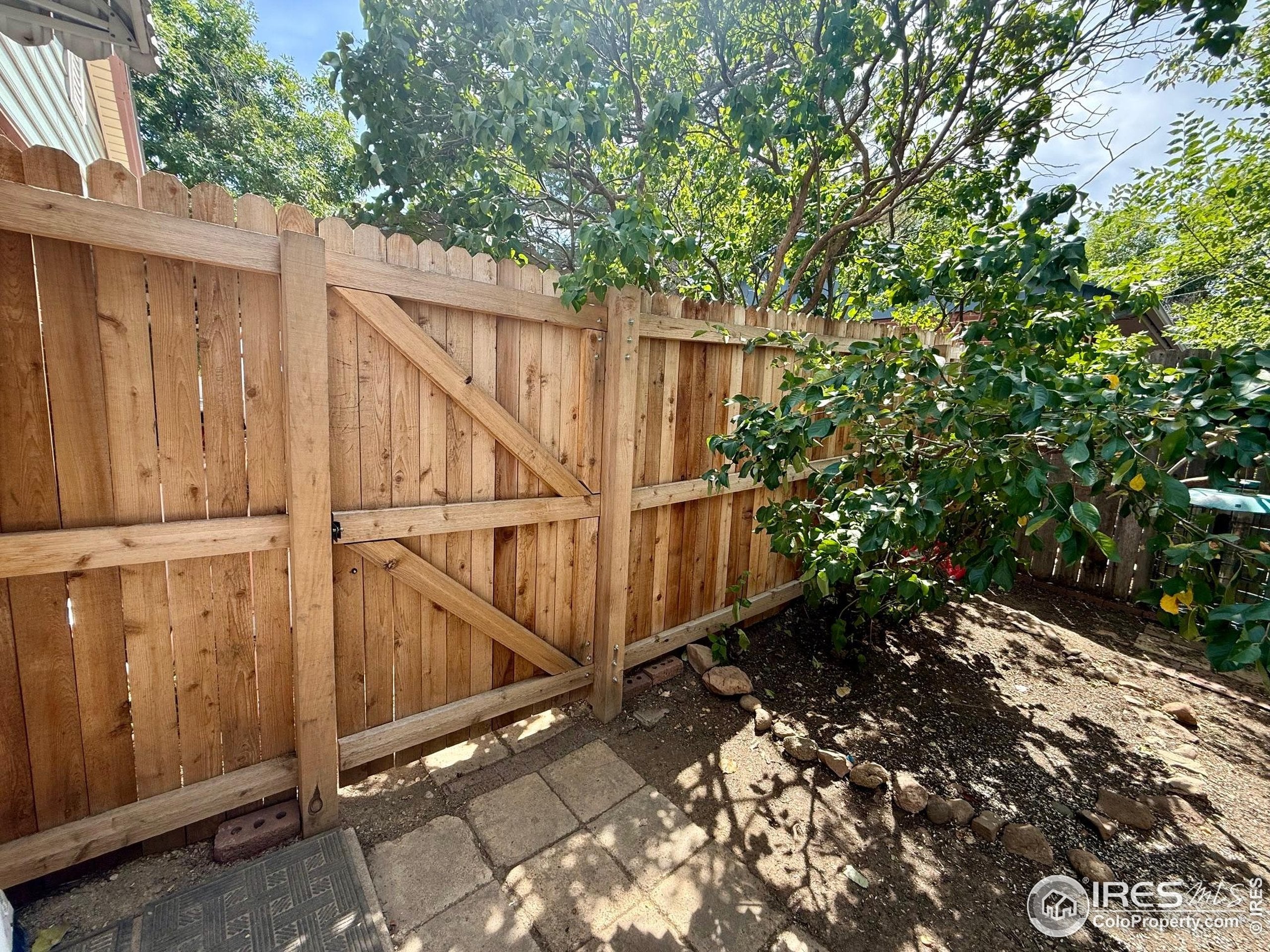 Boulder, Colorado, 80303, United States, 3 Bedrooms Bedrooms, ,2 BathroomsBathrooms,Residential,For Sale,1953346