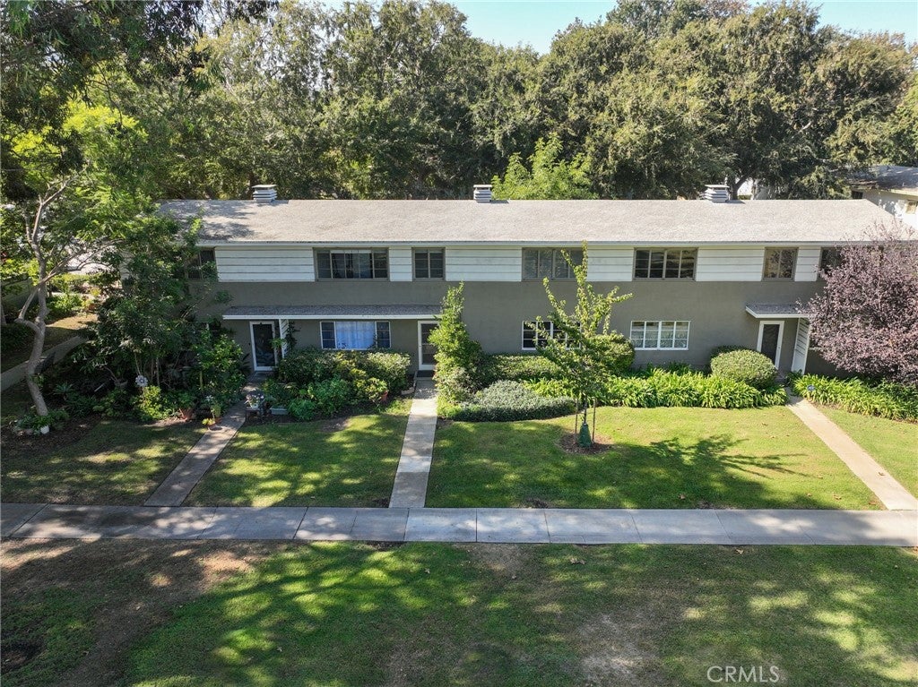 5162 Village Green #96, Los Angeles, California, 90016, United States, 2 Bedrooms Bedrooms, ,1 BathroomBathrooms,Residential,For Sale,5162 Village Green #96,1649469