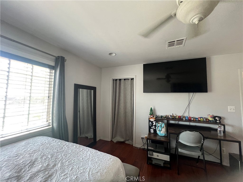 Tujunga, California, 91042, United States, 3 Bedrooms Bedrooms, ,3 BathroomsBathrooms,Residential,For Sale,2048284